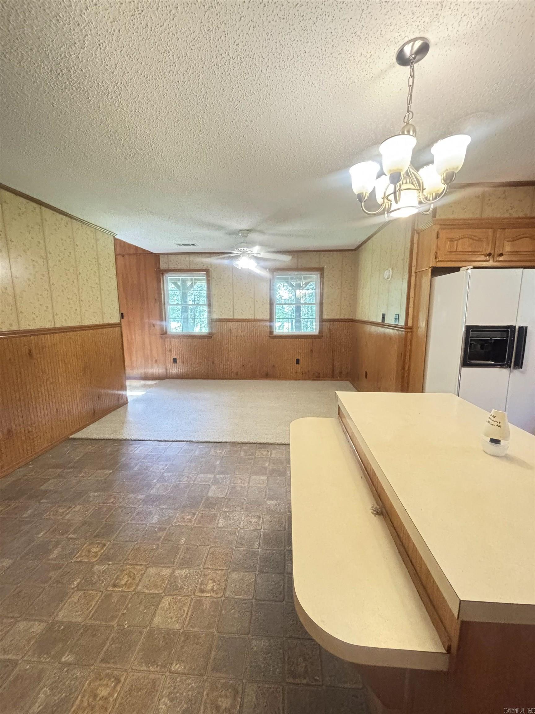 13 Artesian Well Road