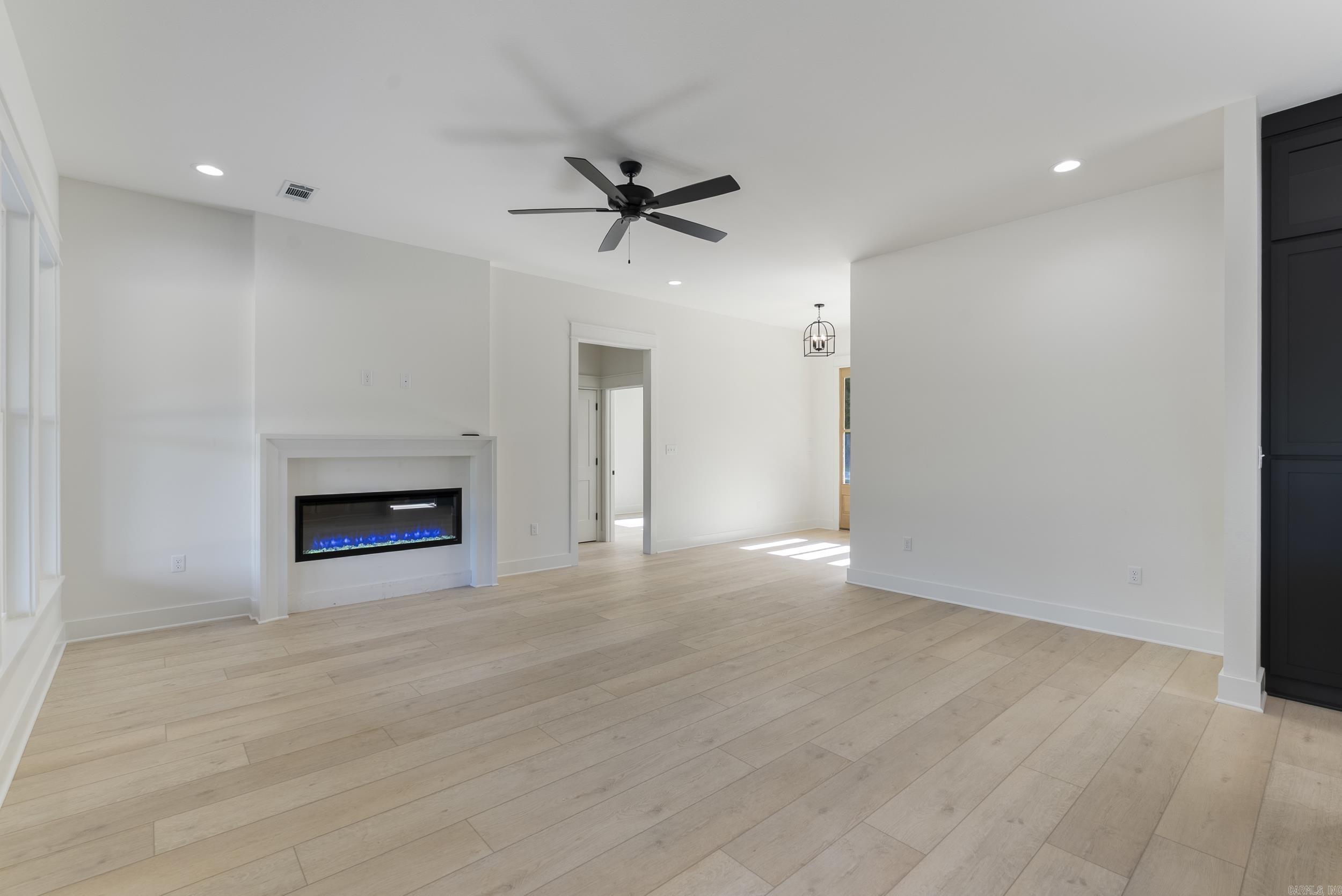 9 Cardin Cove