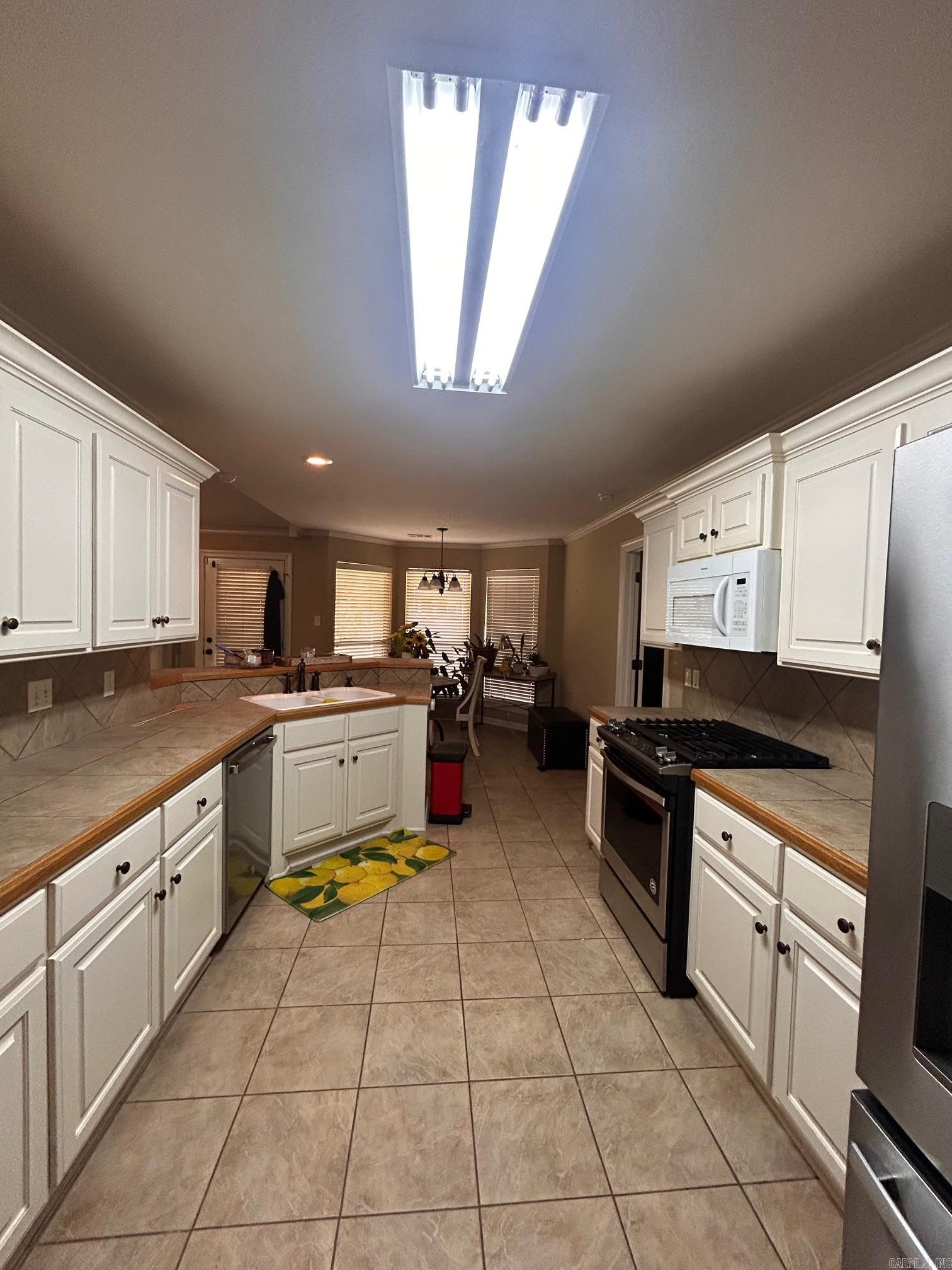 14408 Wimbledon Loop