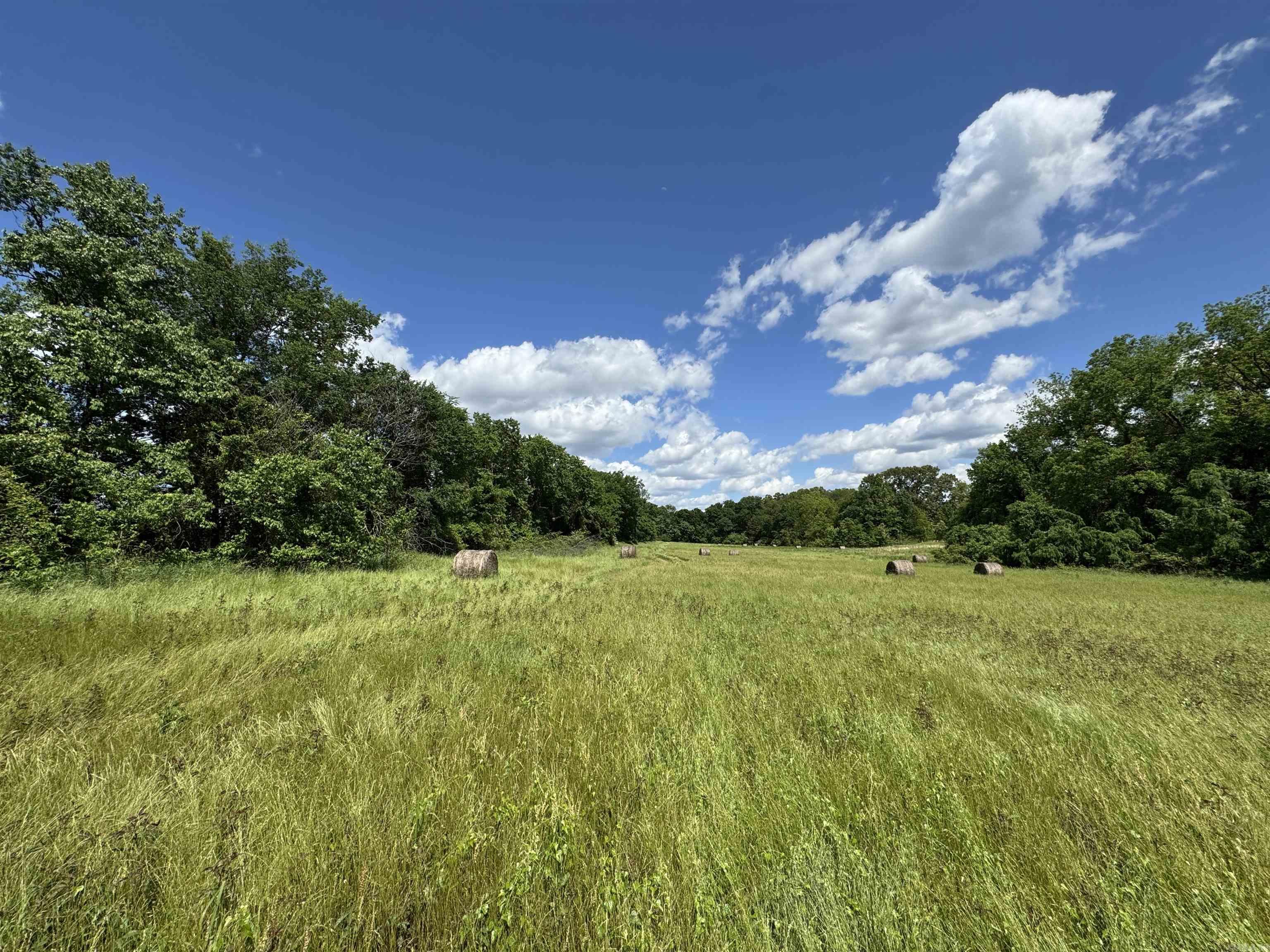 Tract 10 Hwy 105 South