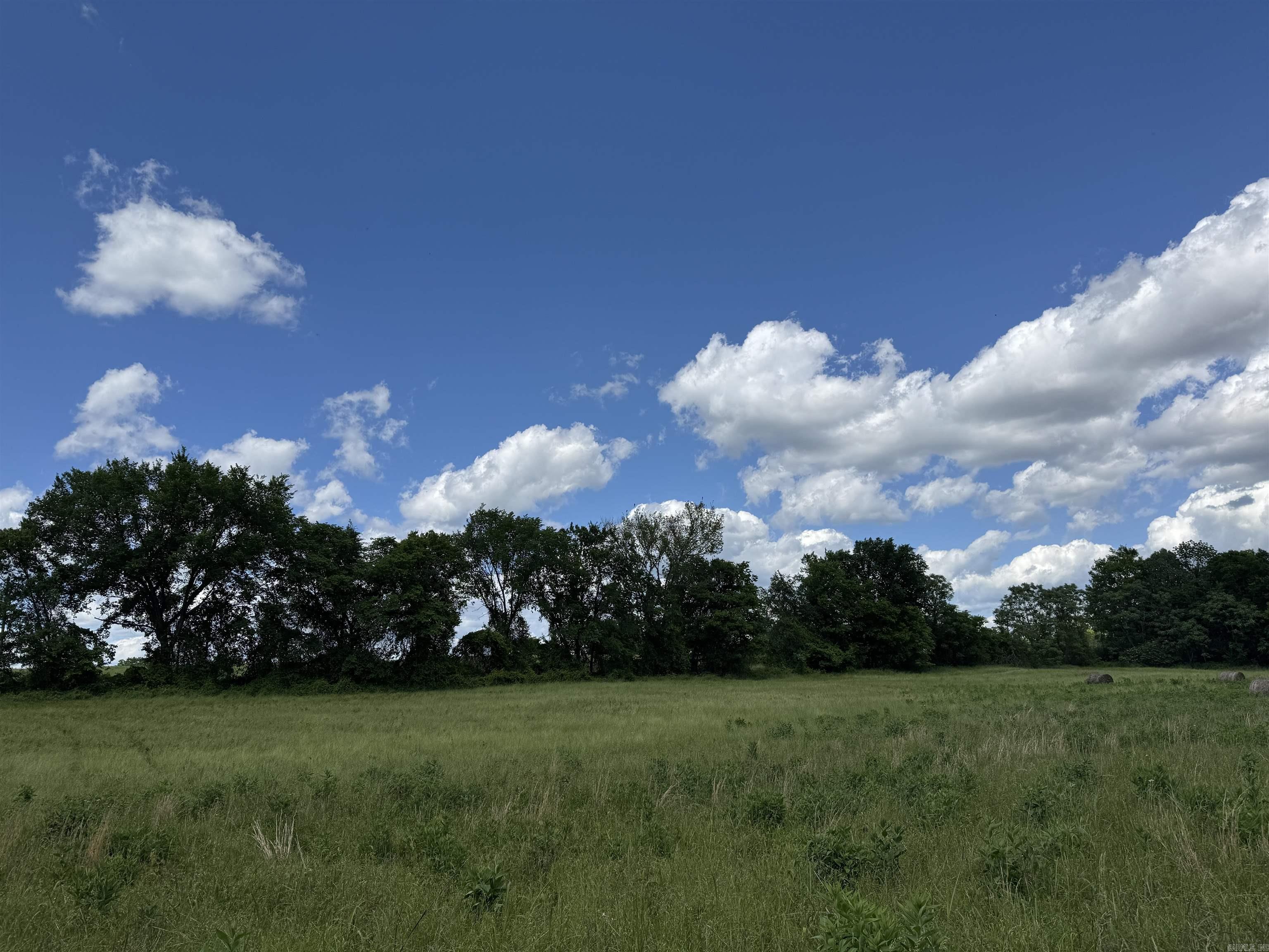 Tract 10 Hwy 105 South