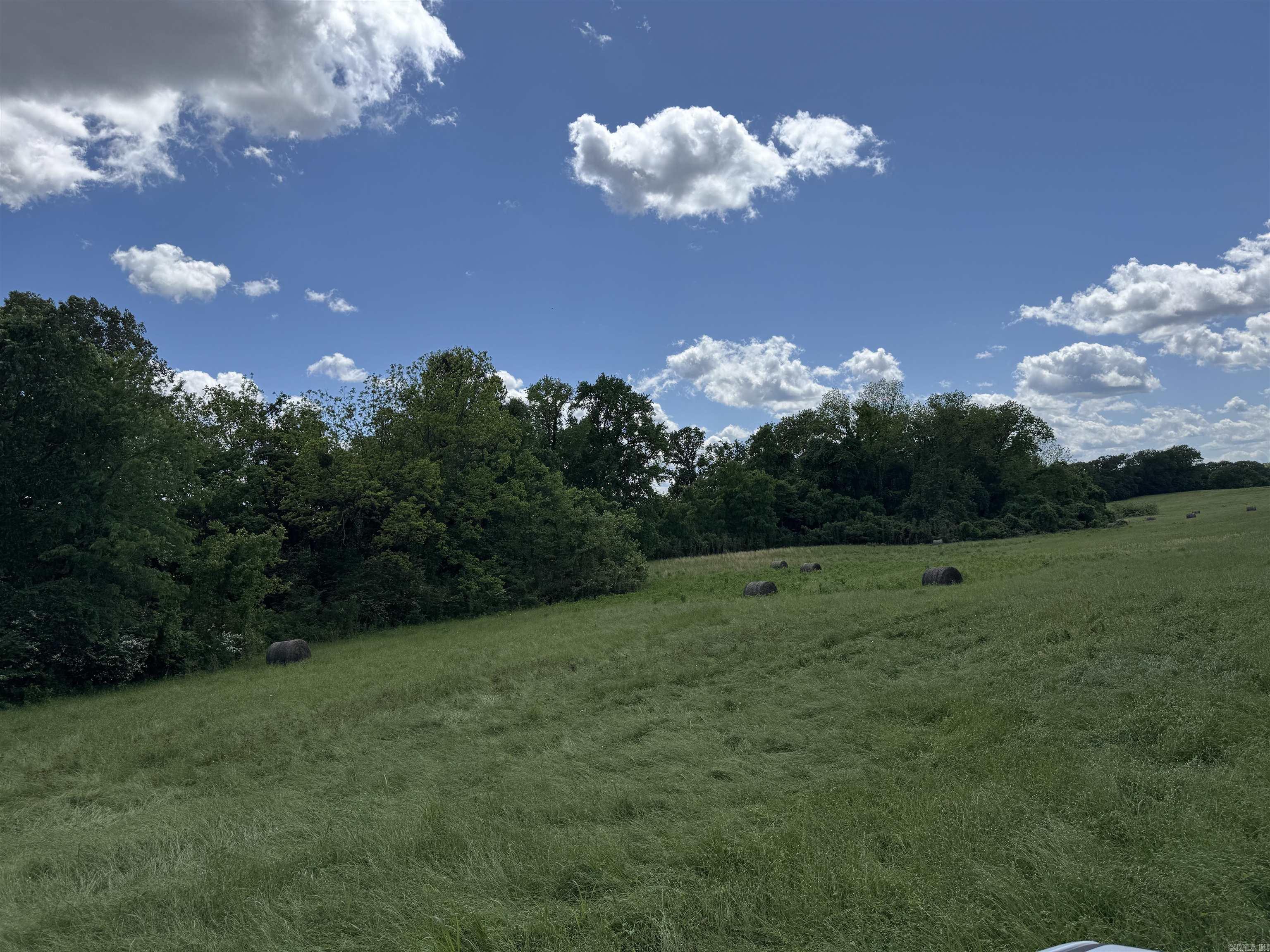 Tract 10 Hwy 105 South