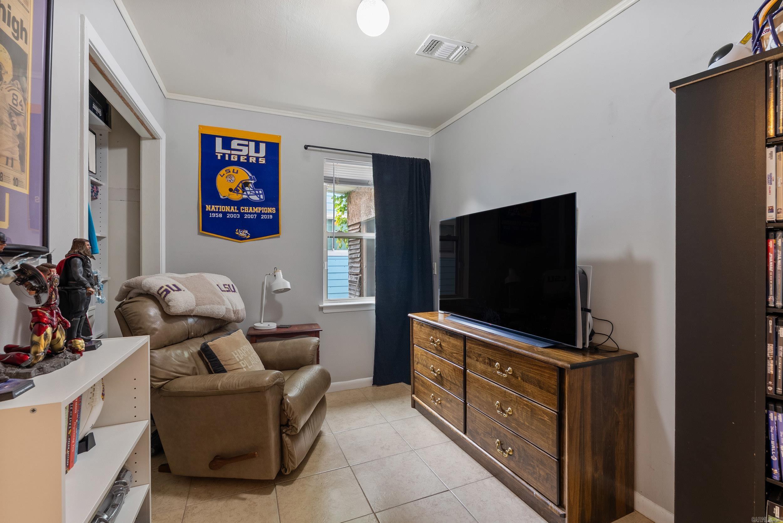 306 Club Lane