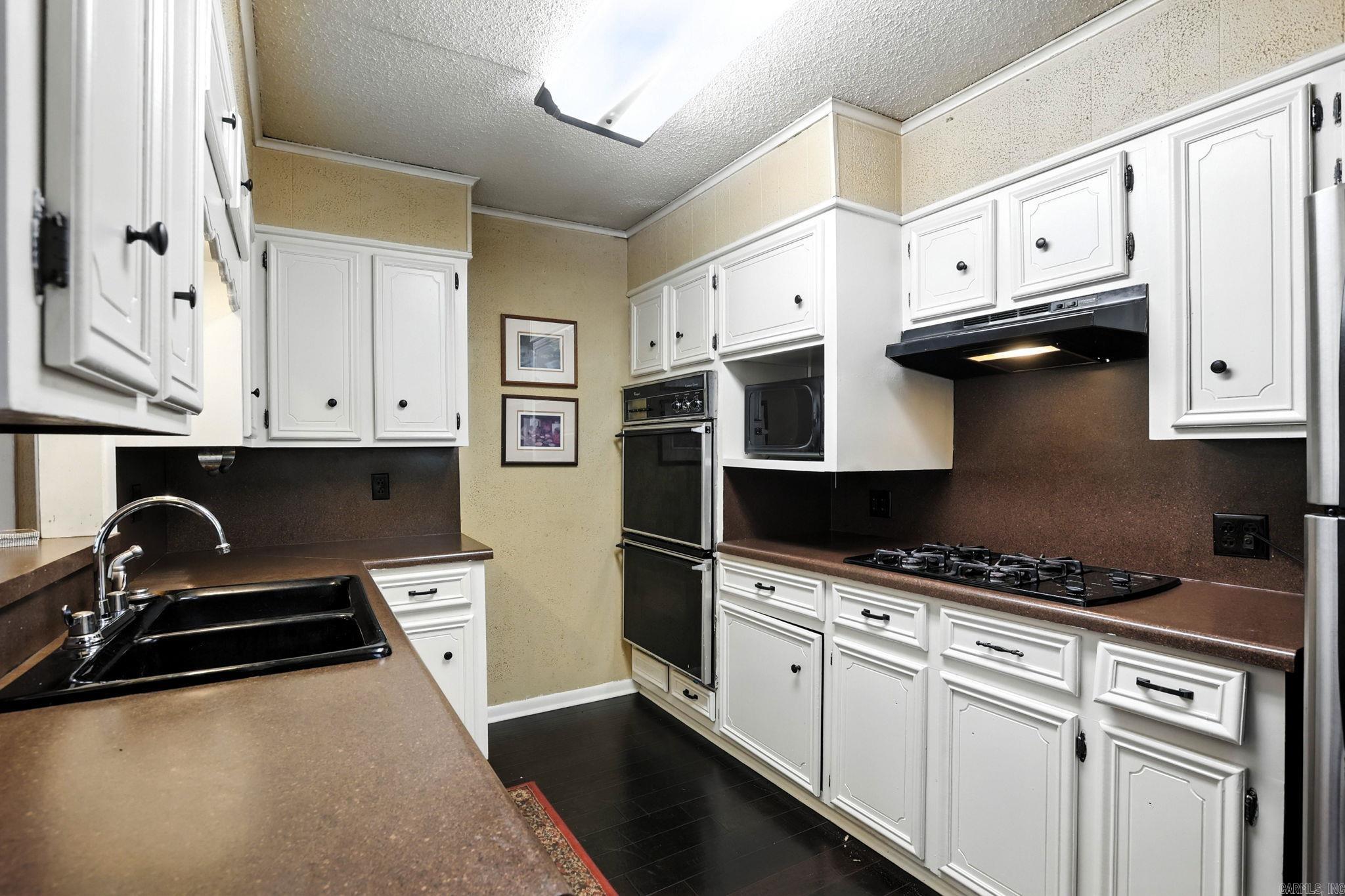 2911 Linda Kay Dr