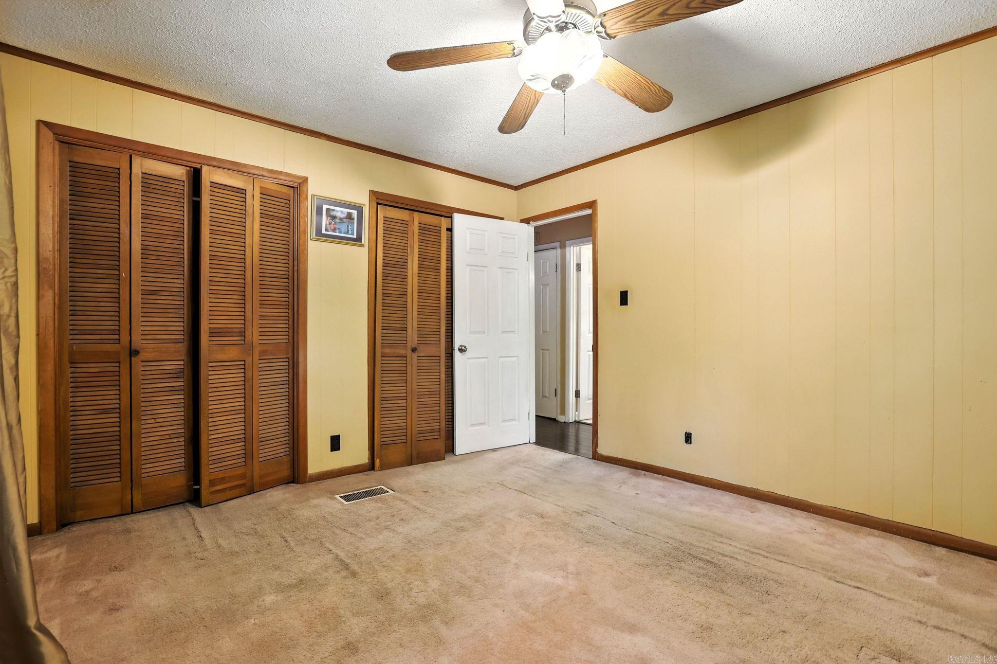 2911 Linda Kay Dr