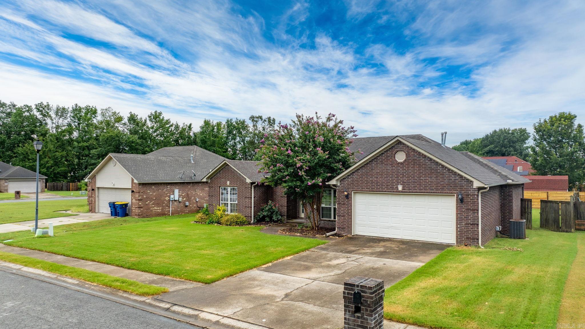 2402 Lancashire Lane