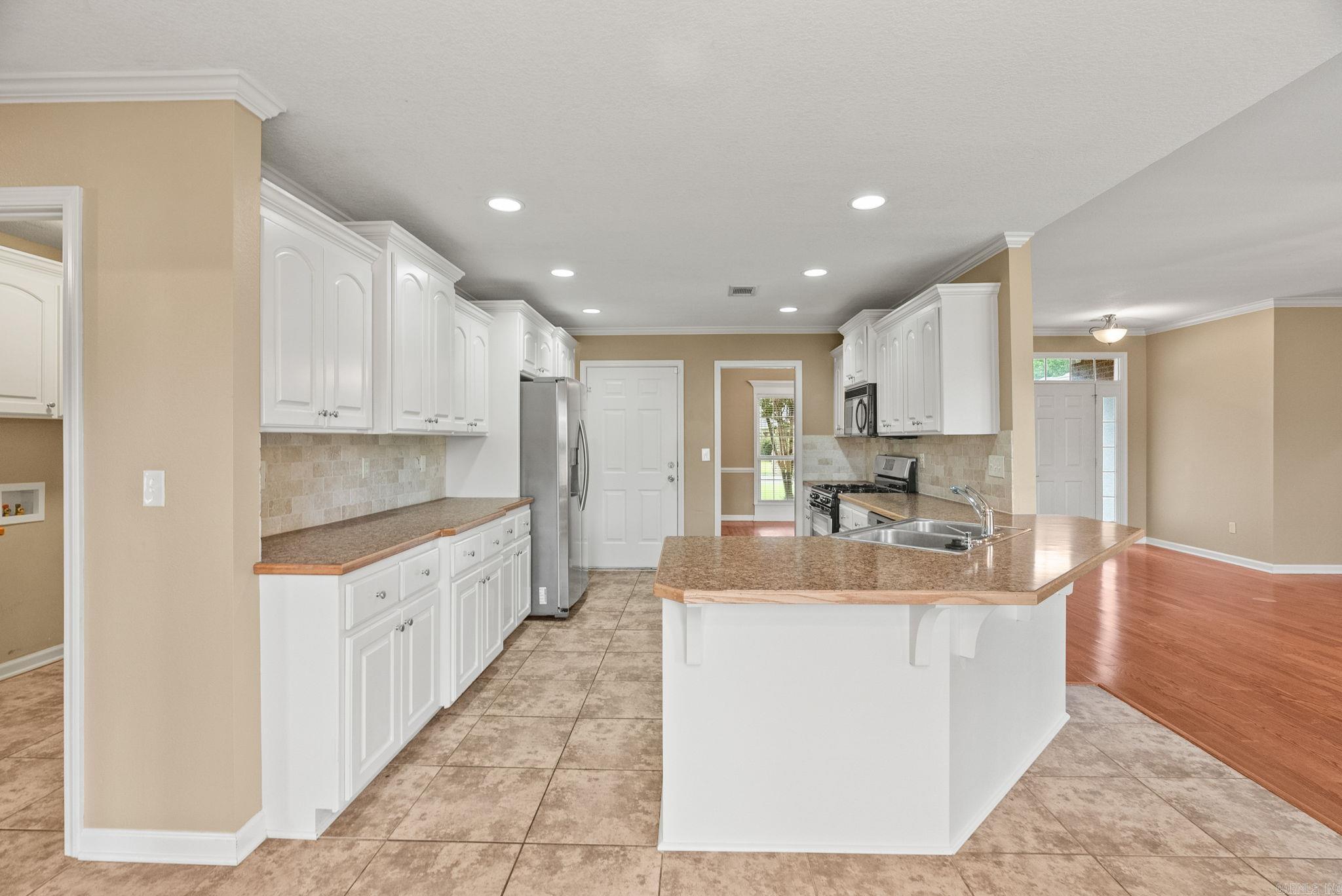 2402 Lancashire Lane