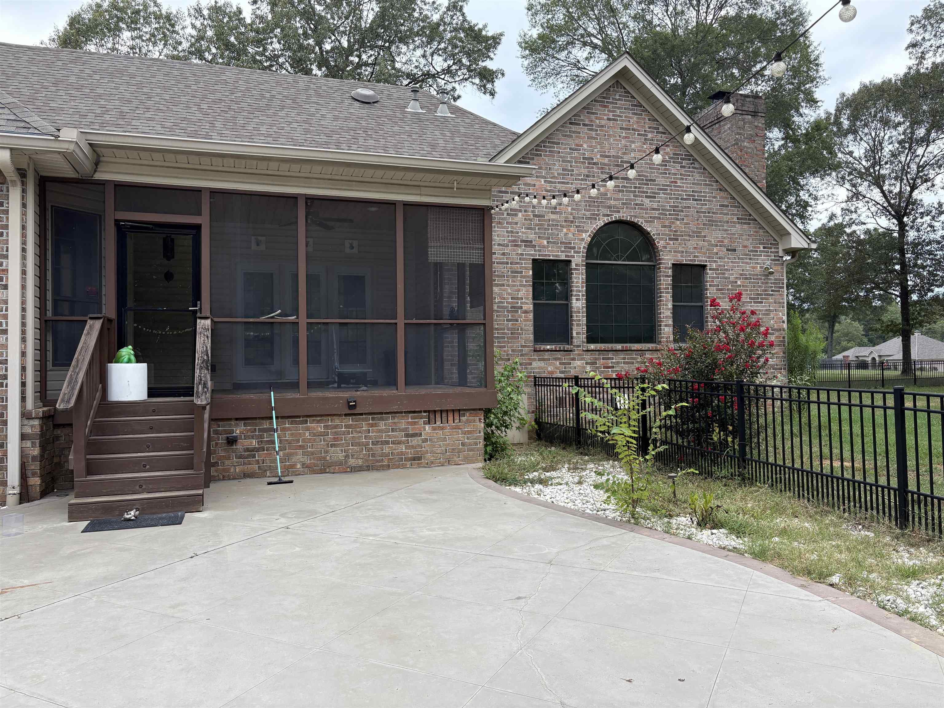 2074 Hickory Creek Circle
