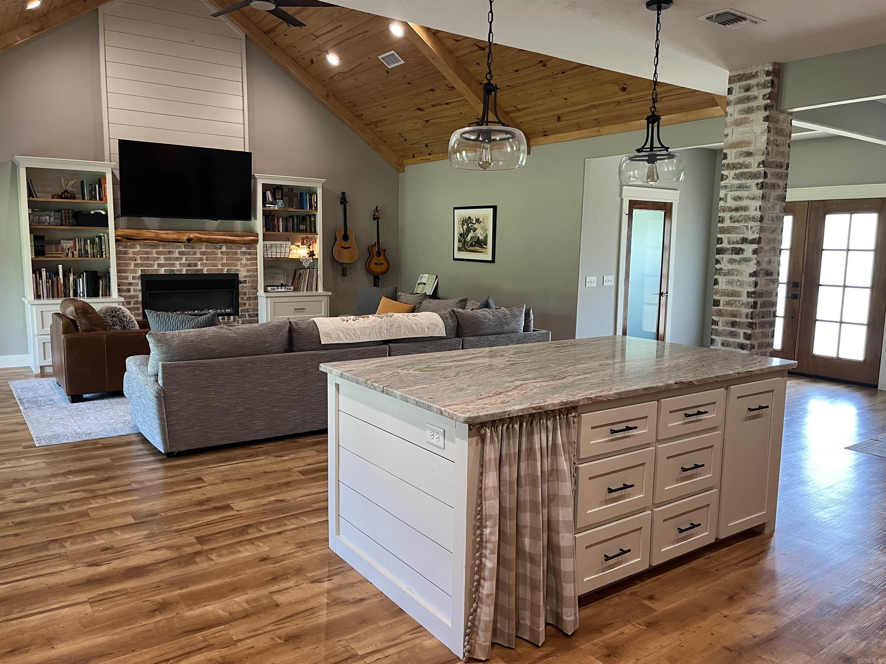 179 Little River 67 Road