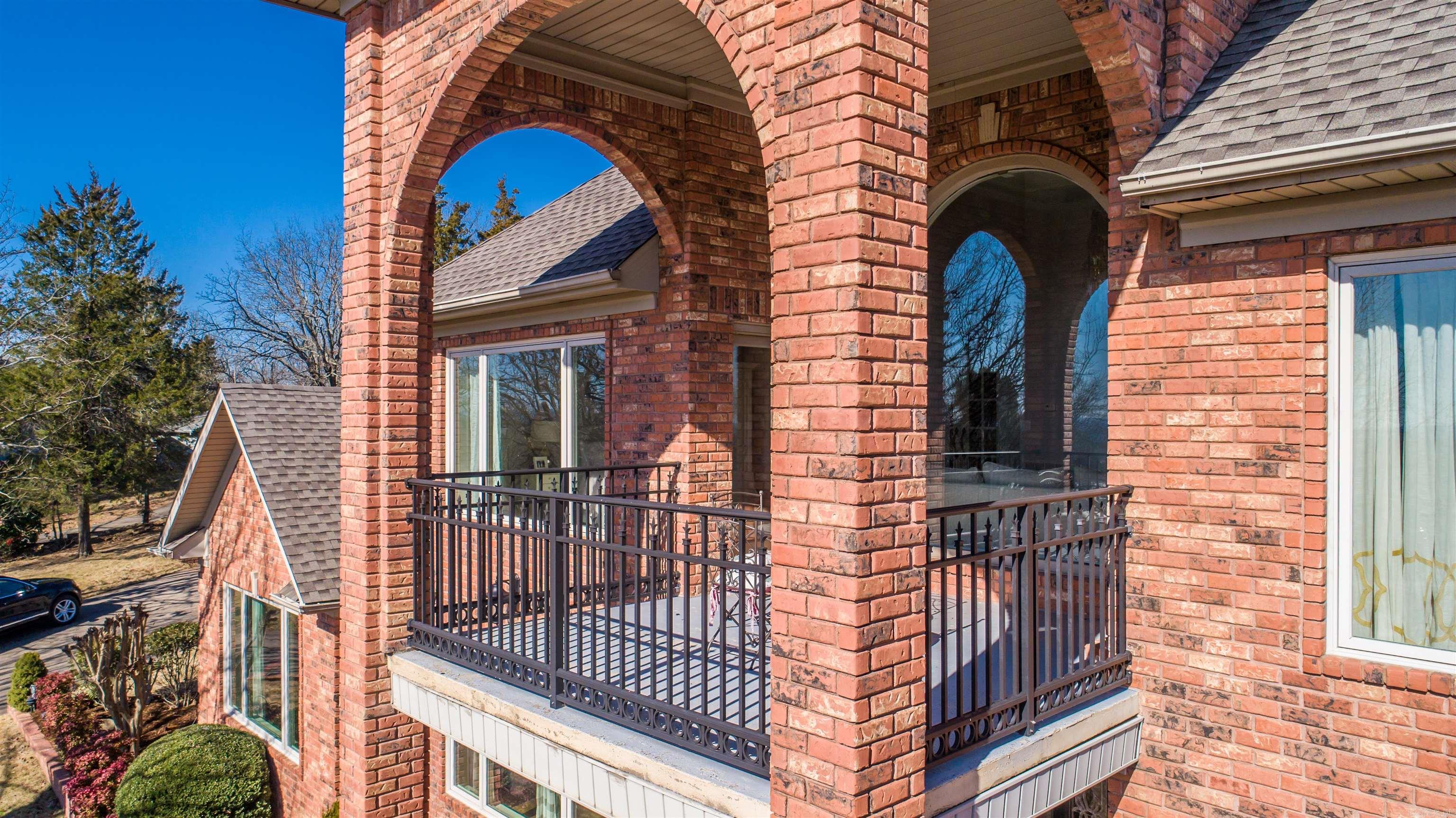 350 Grandview Heights