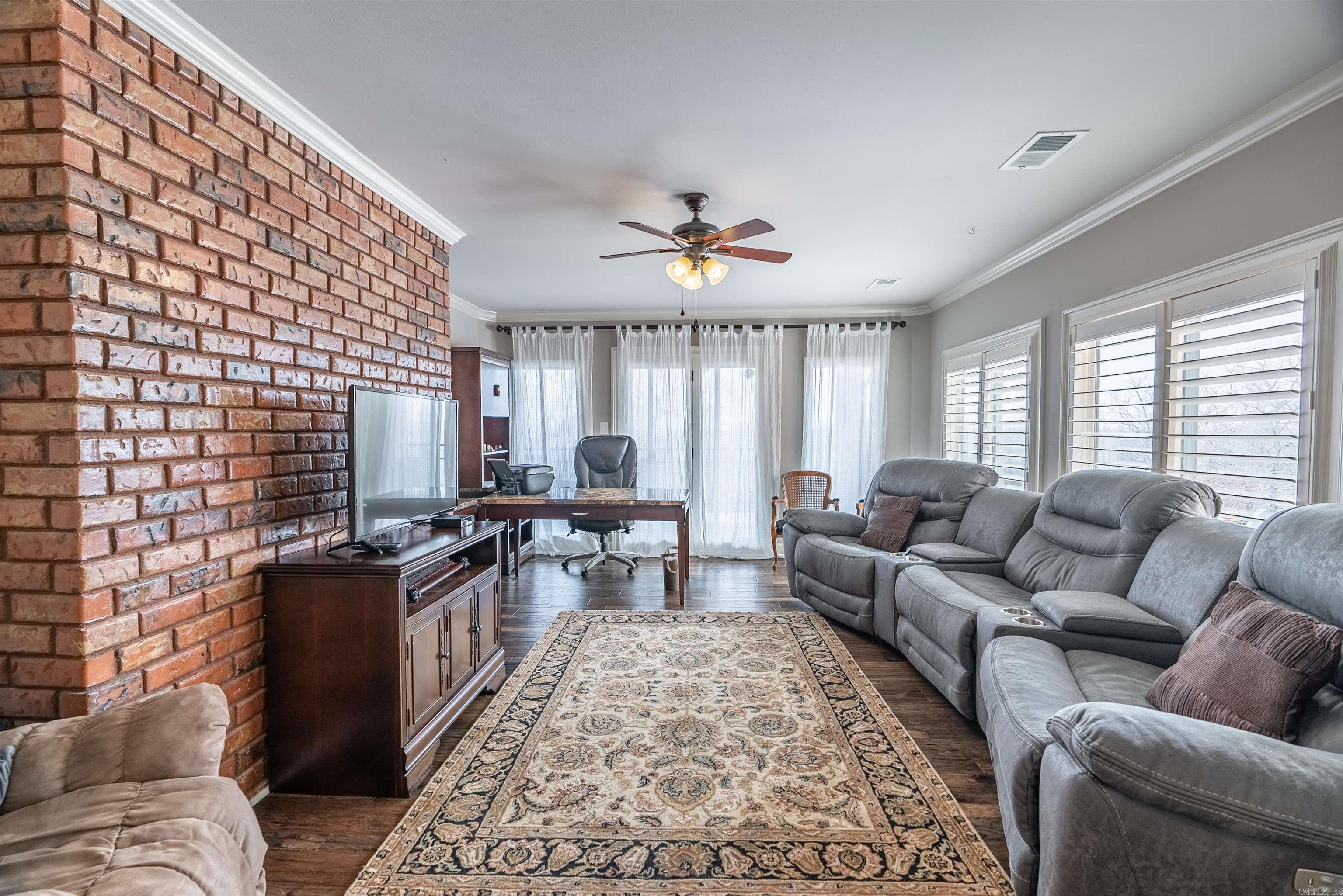 350 Grandview Heights