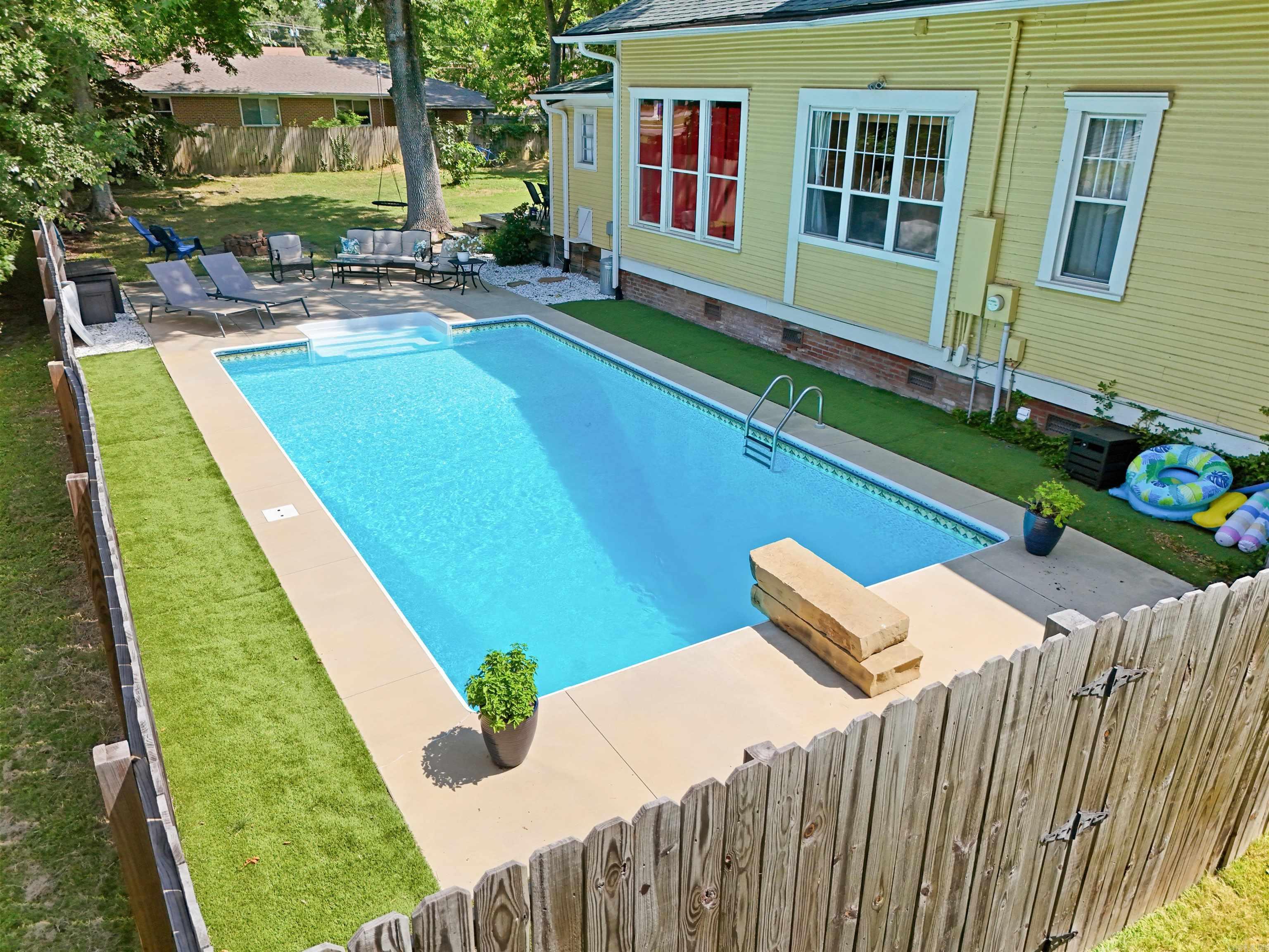 1926 Caldwell Street