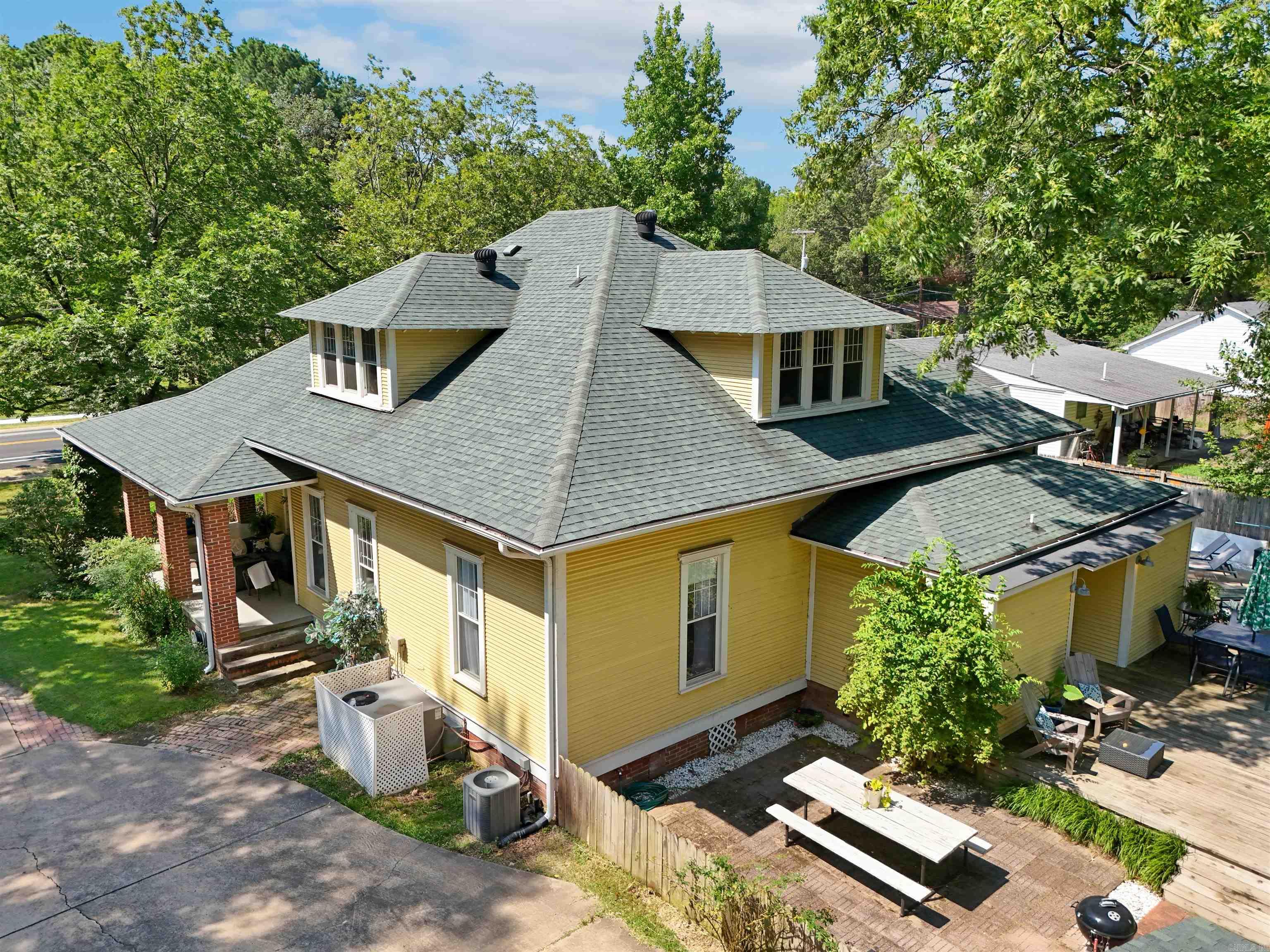 1926 Caldwell Street