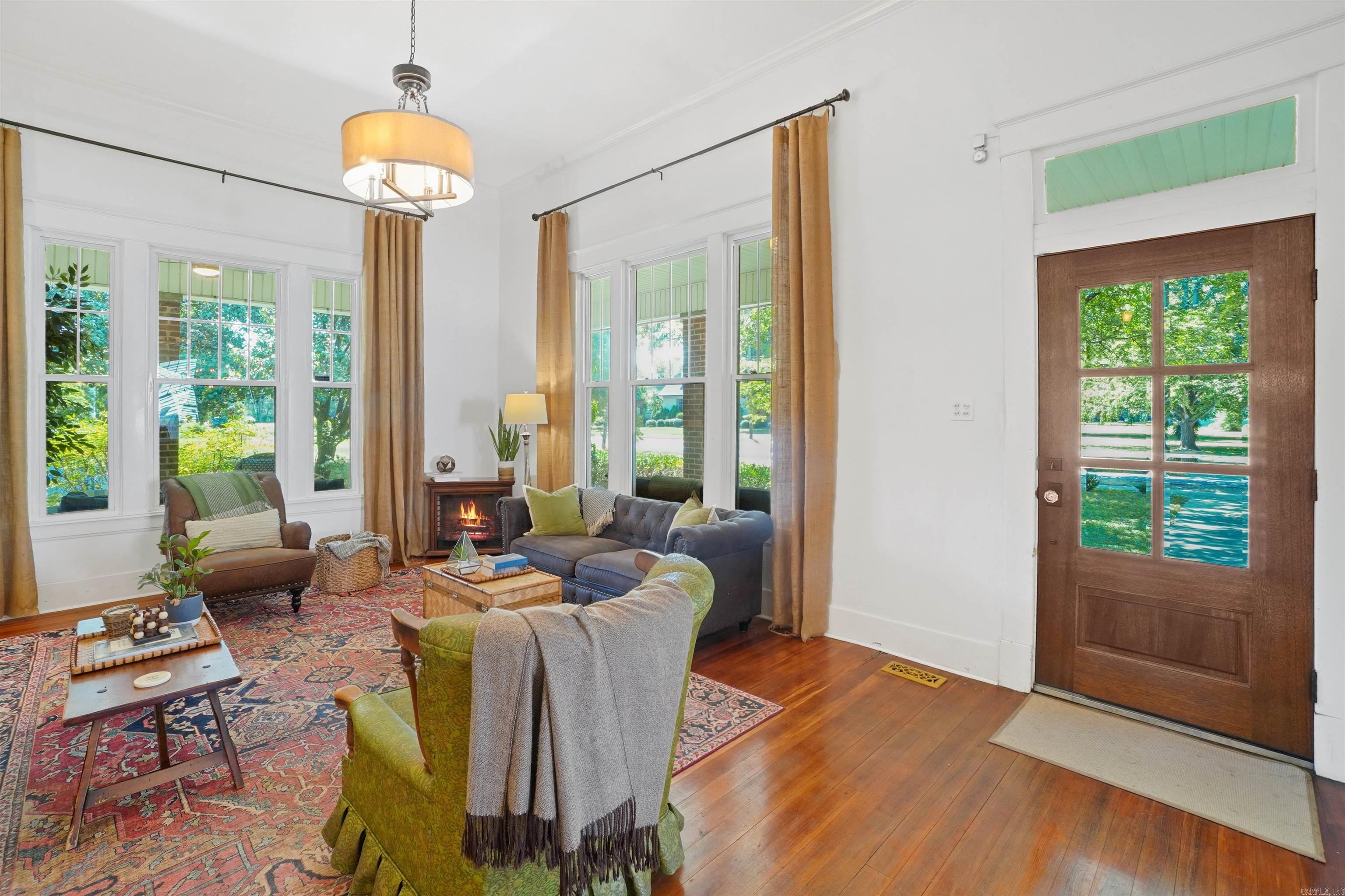 1926 Caldwell Street