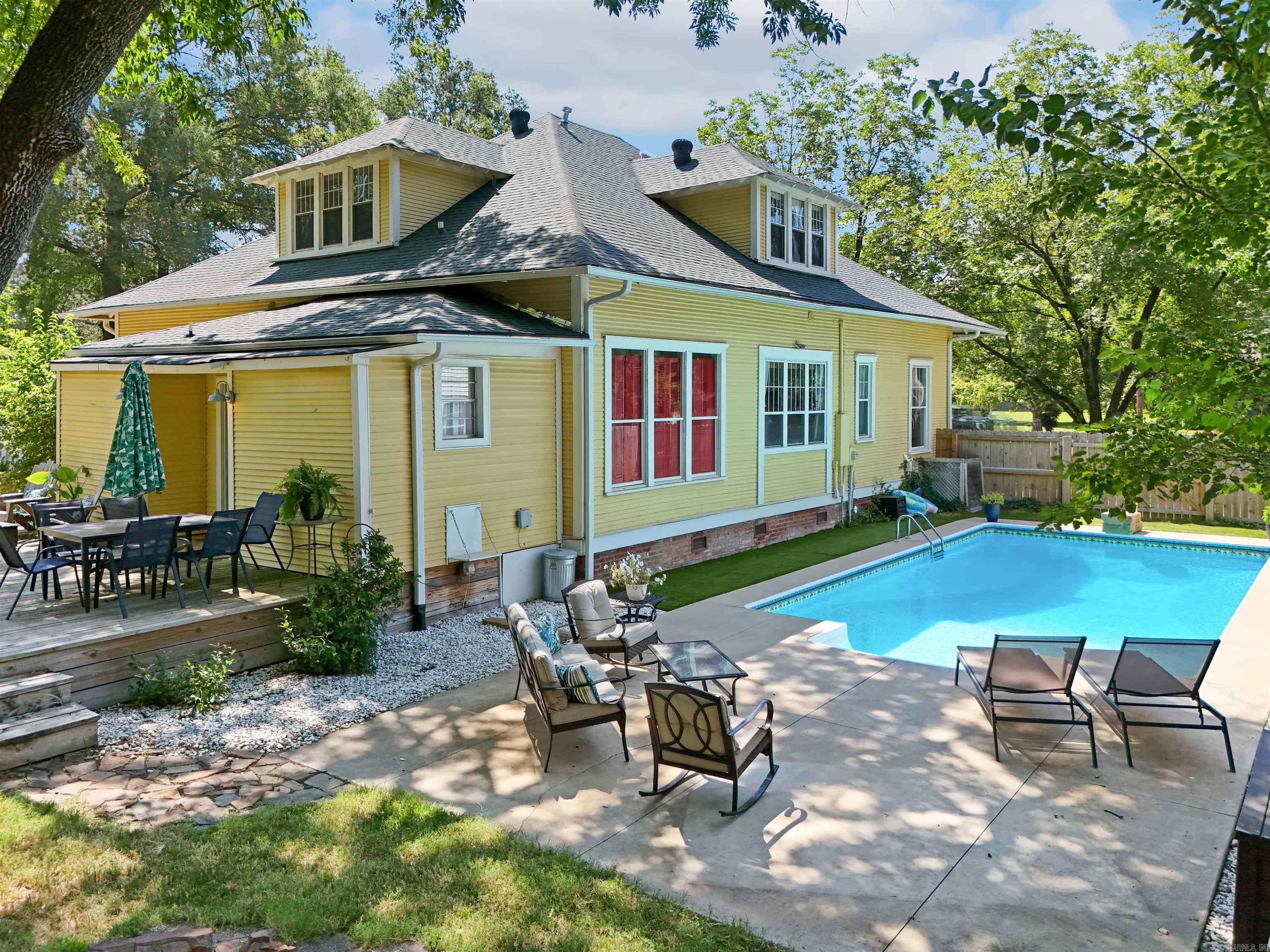 1926 Caldwell Street