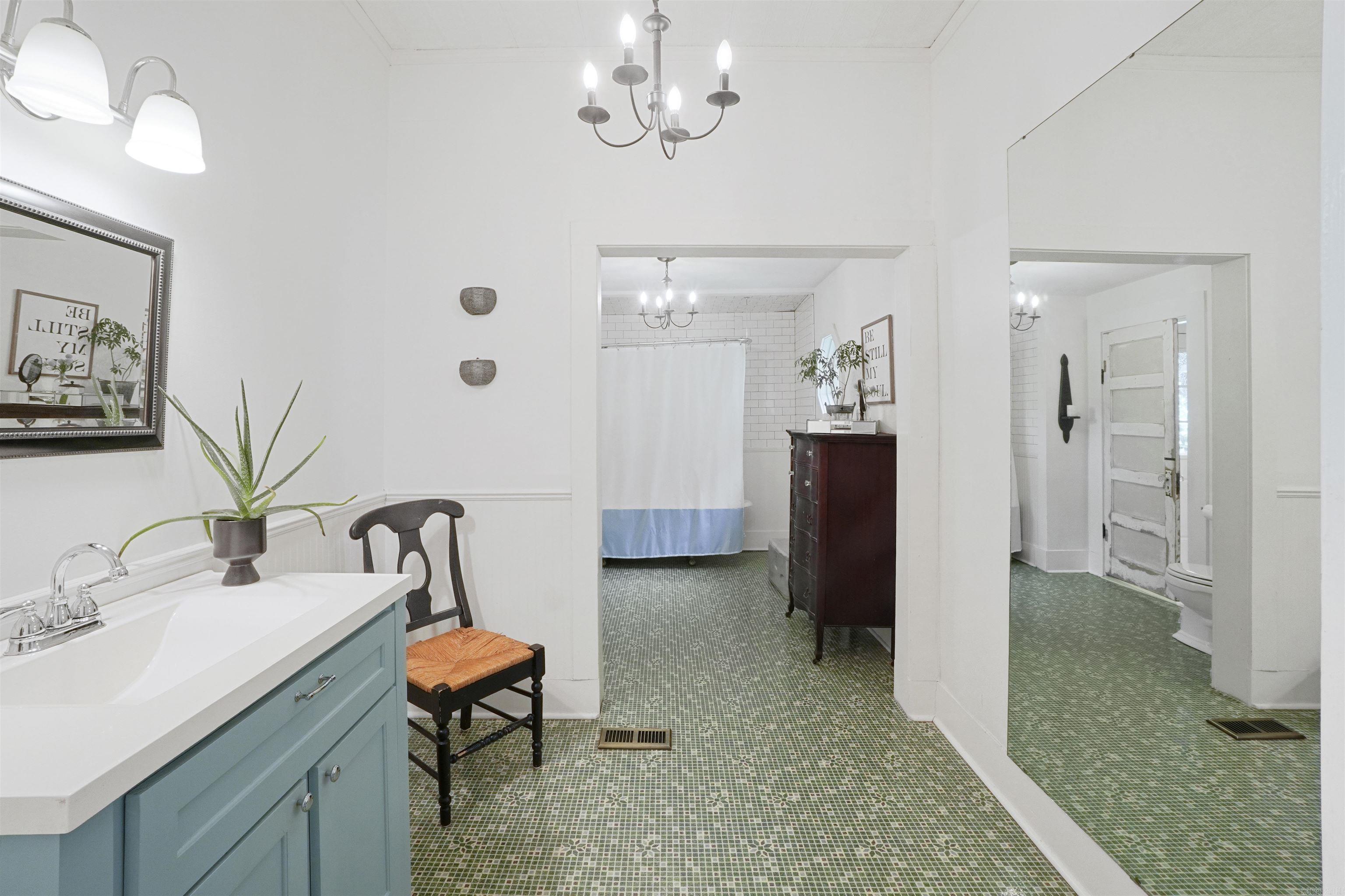 1926 Caldwell Street