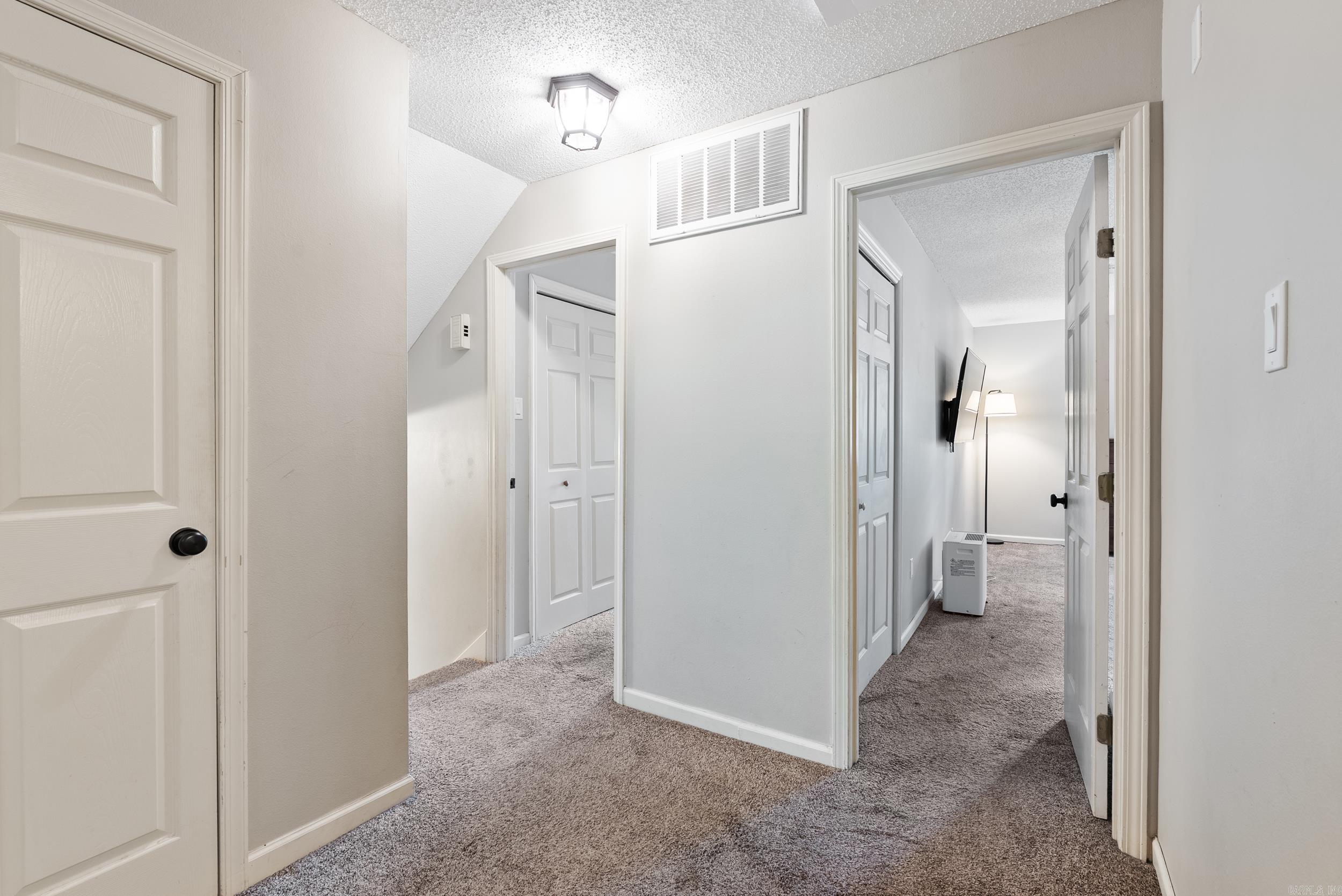 16 Rockledge Place