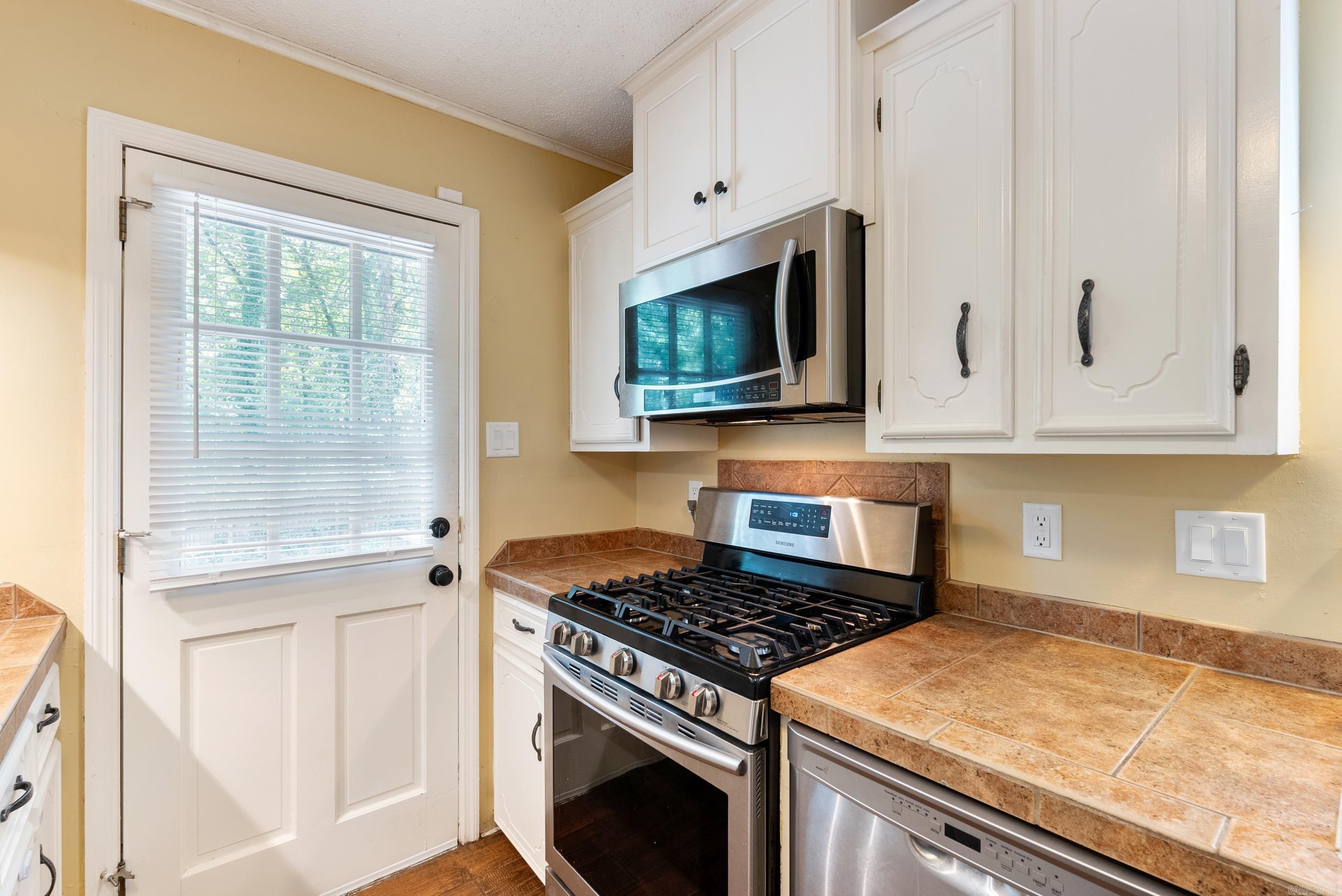 16 Rockledge Place