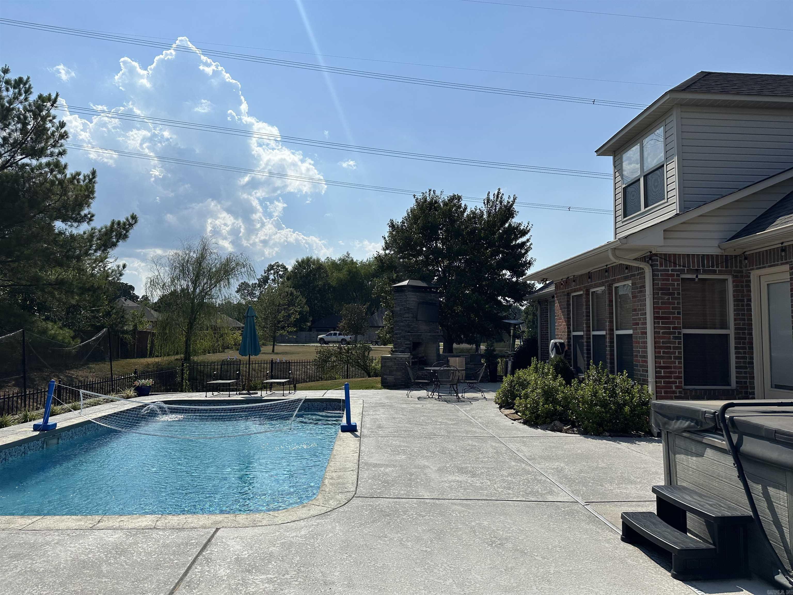 5005 Quarry Dr