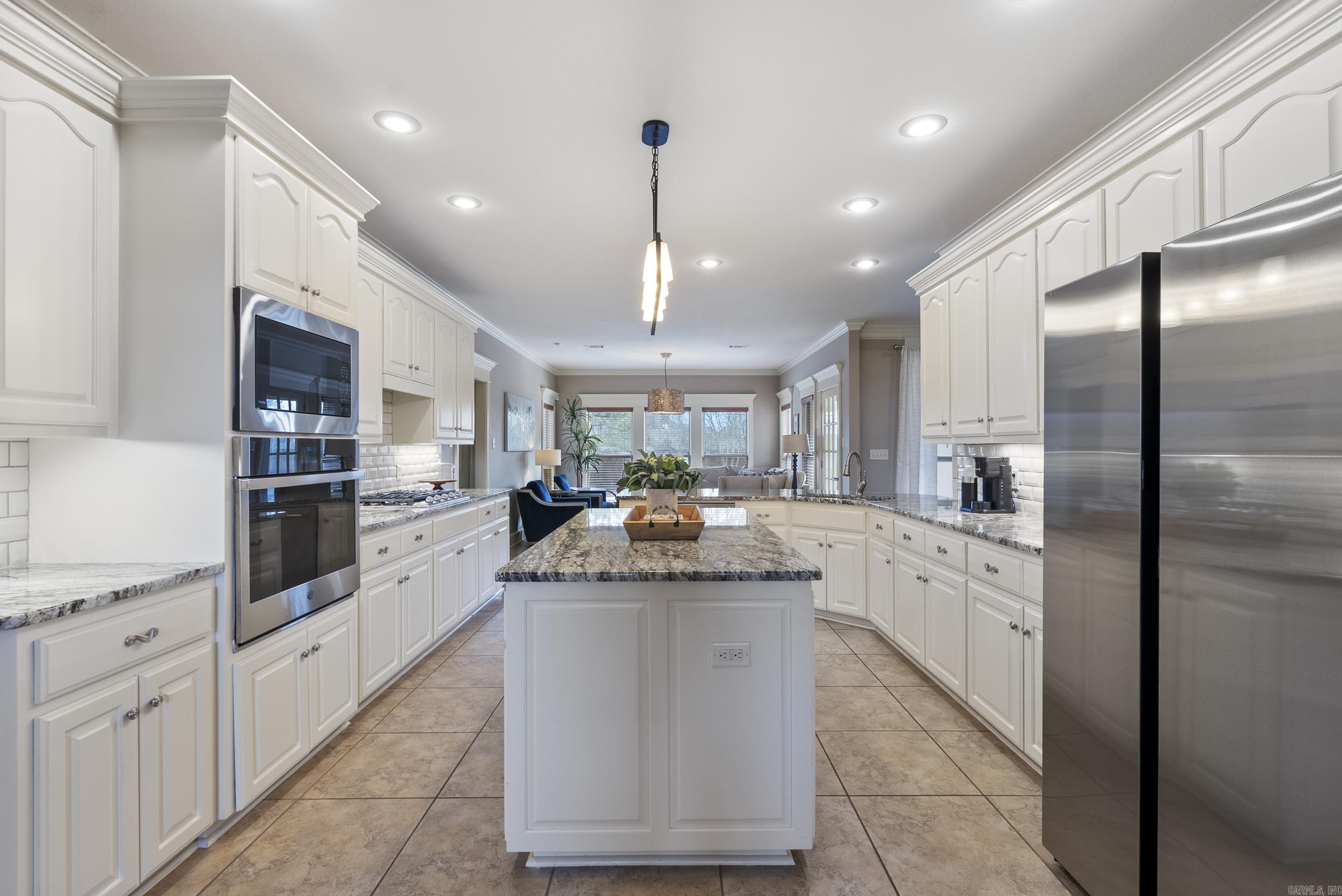 5005 Quarry Dr