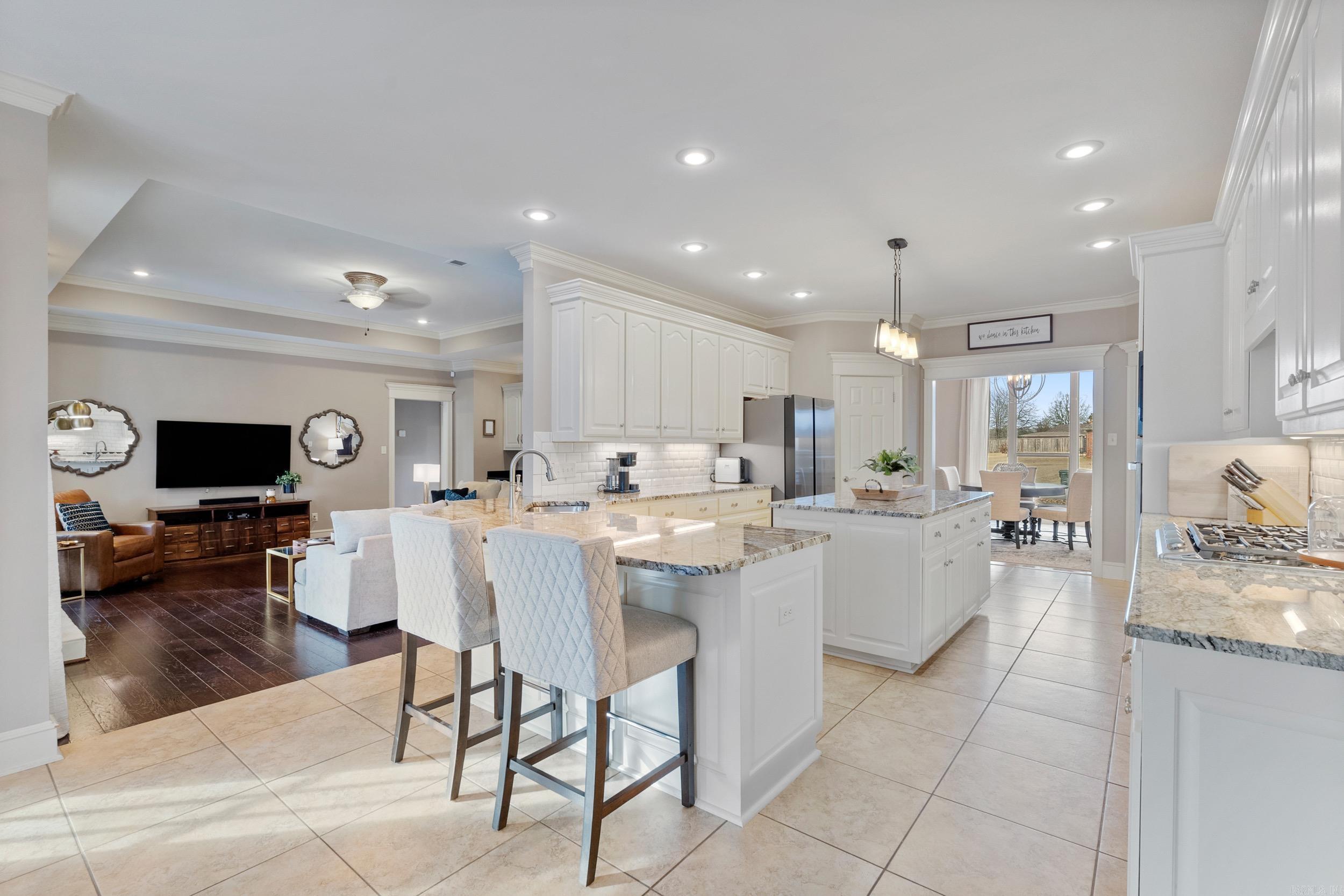 5005 Quarry Dr