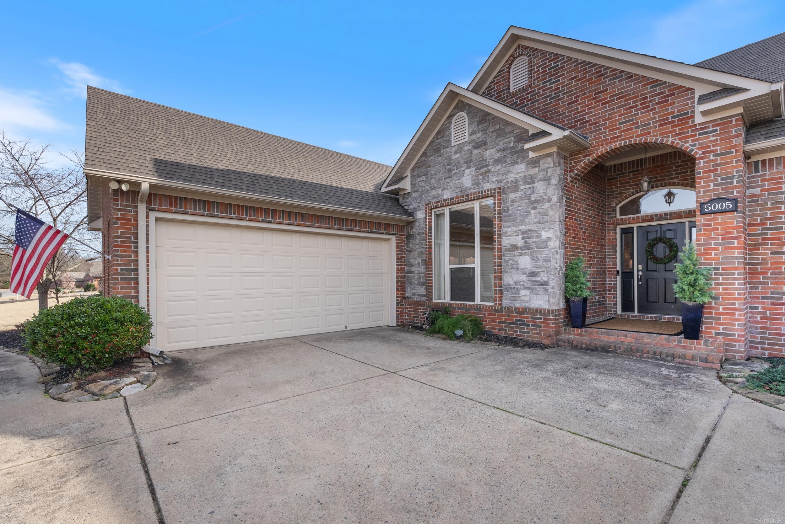 5005 Quarry Dr