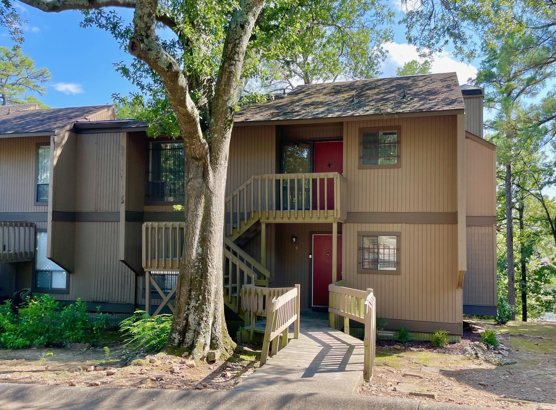 1201 N Pierce Street Unit: 10