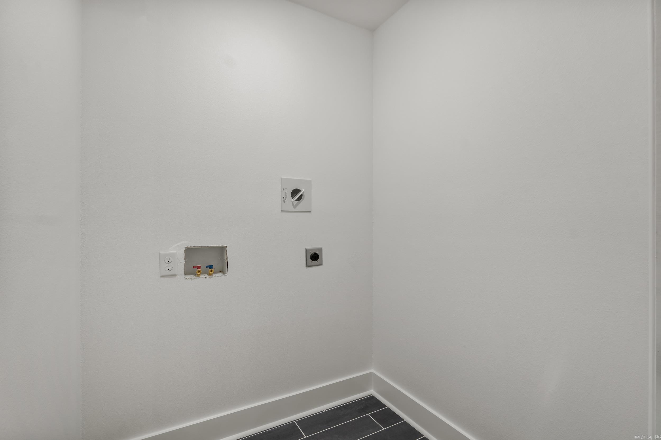 418 W 4th Street
