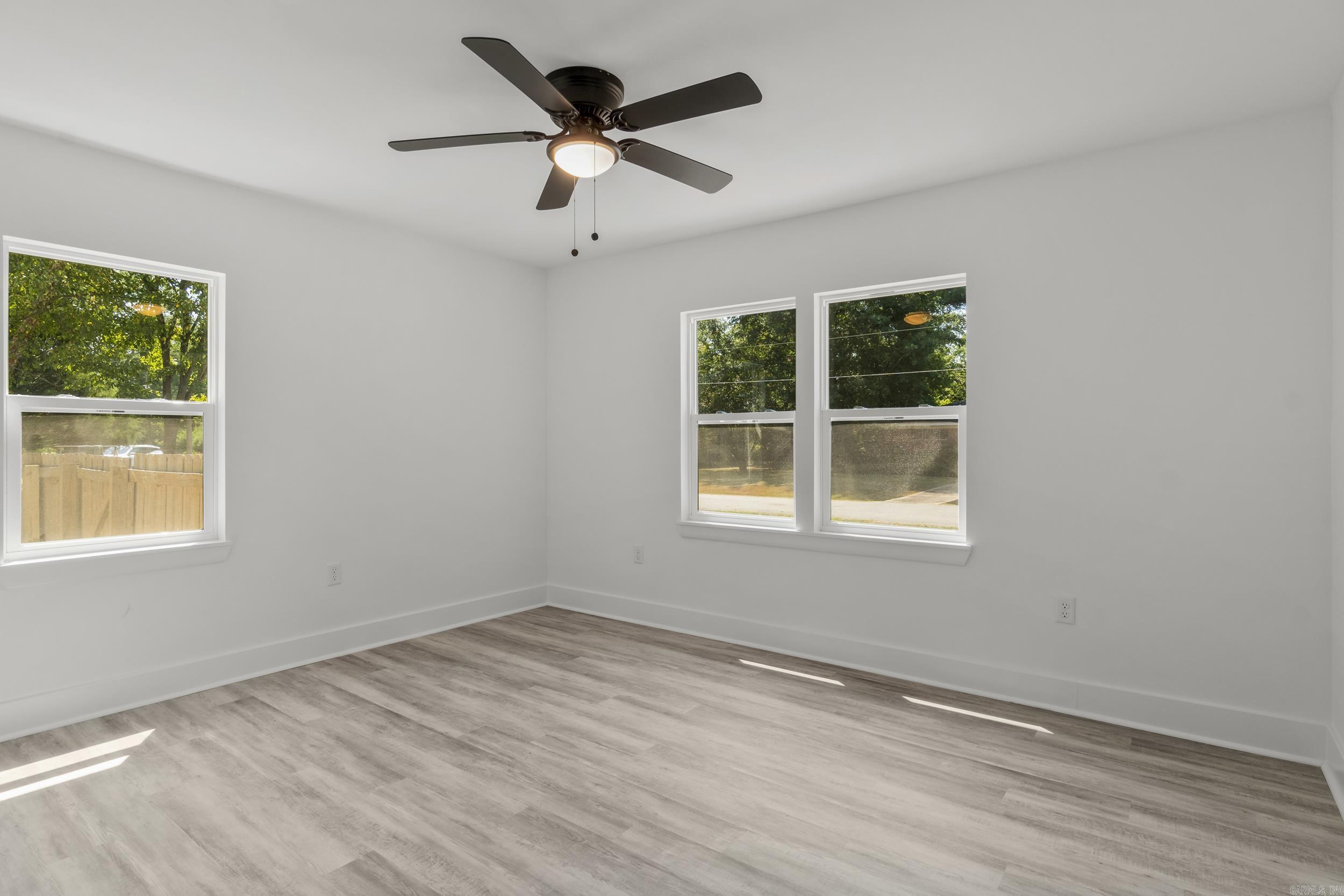 418 W 4th Street
