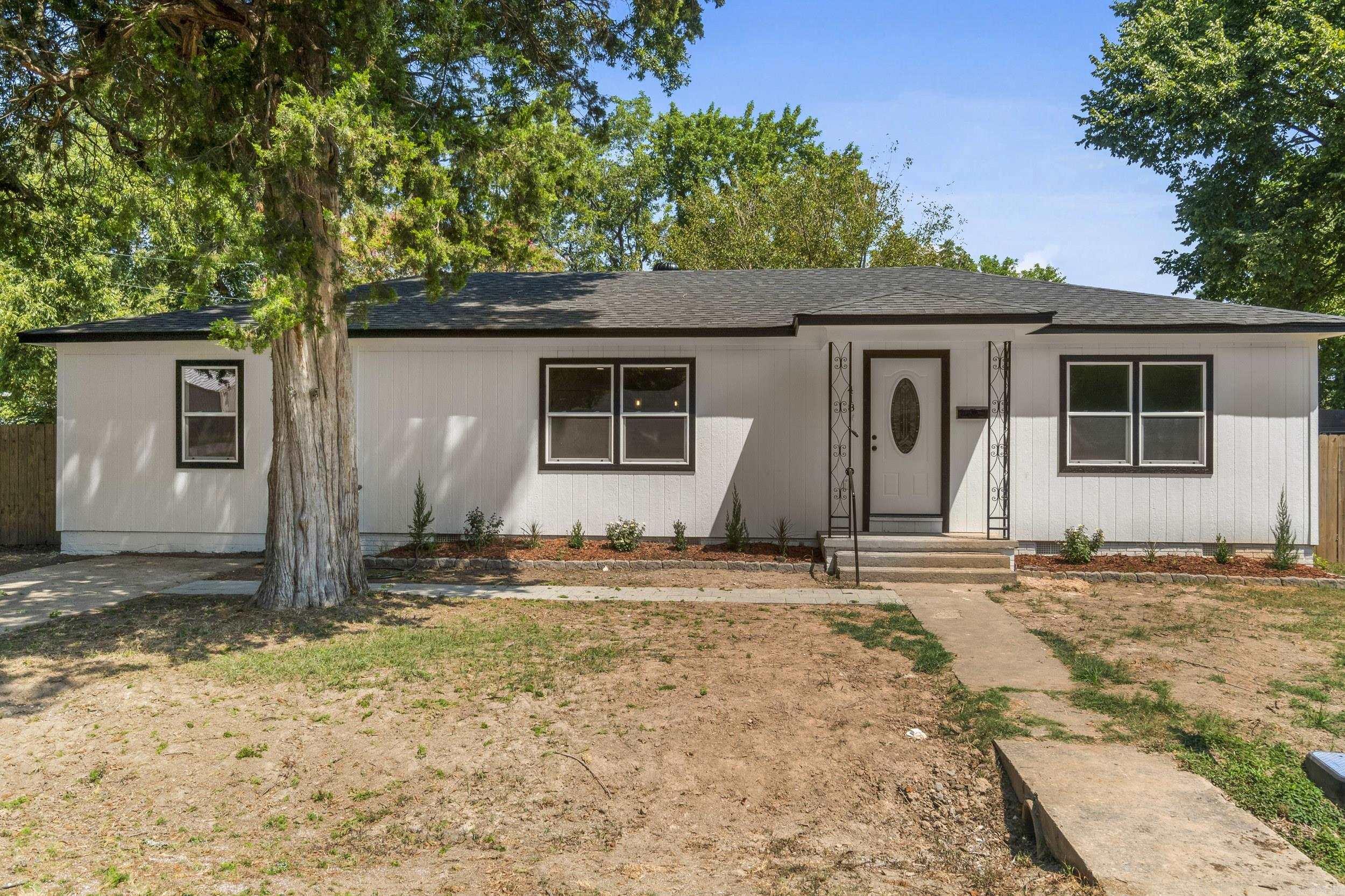 418 W 4th Street