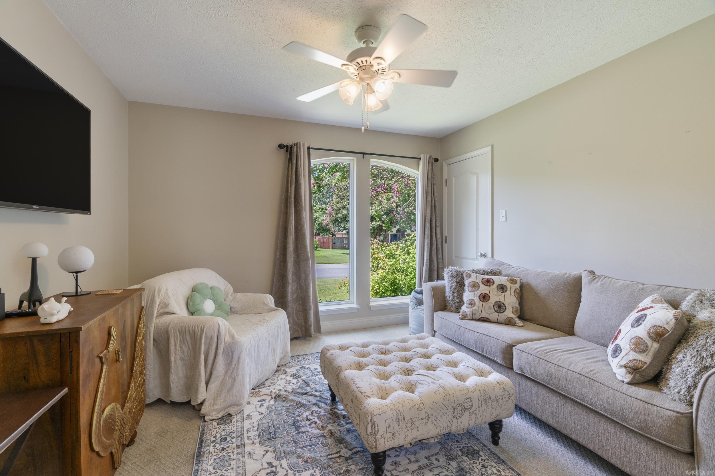 3045 DALLAS LOOP