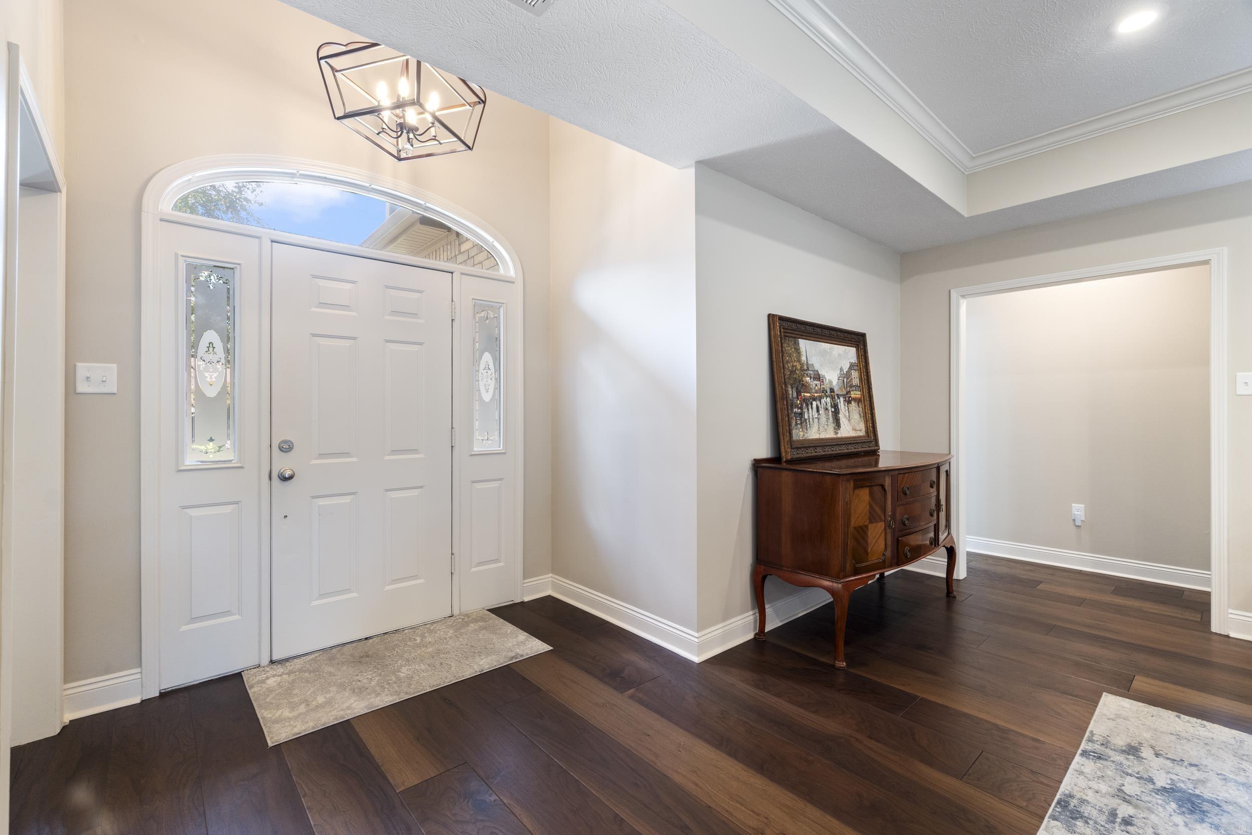 3045 DALLAS LOOP