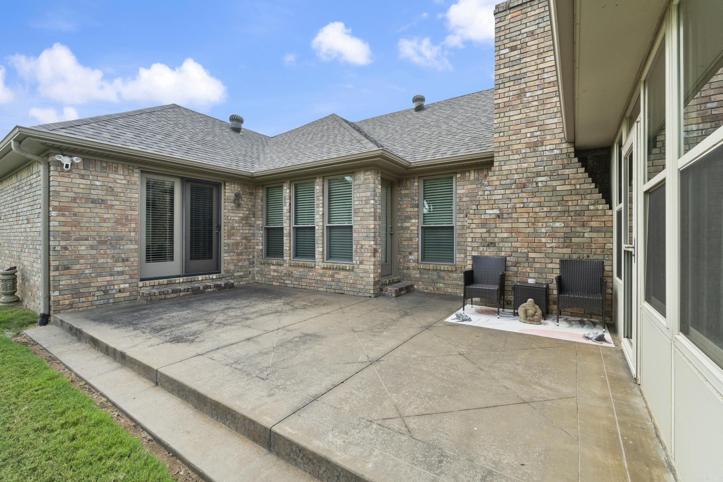 3045 DALLAS LOOP