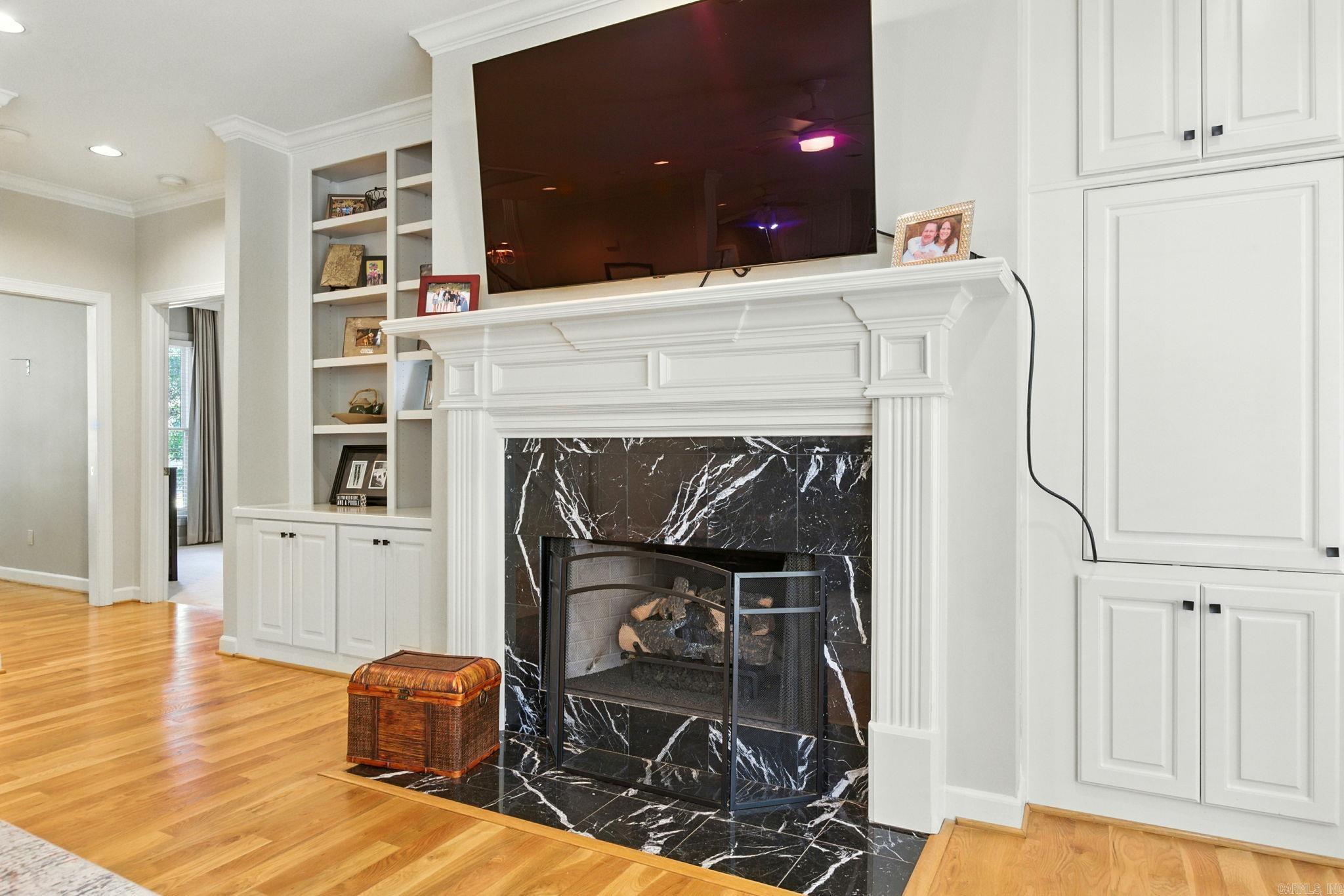 1 Marans Drive