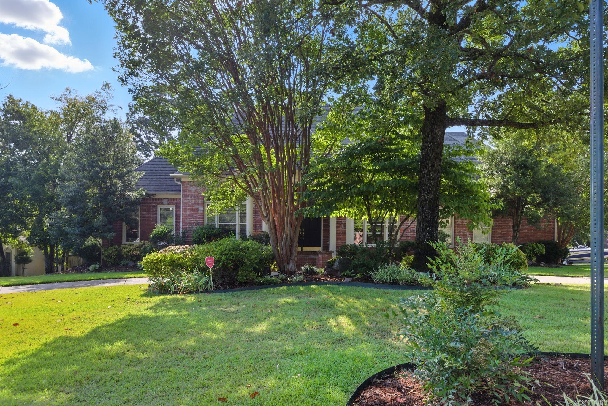 1 Marans Drive