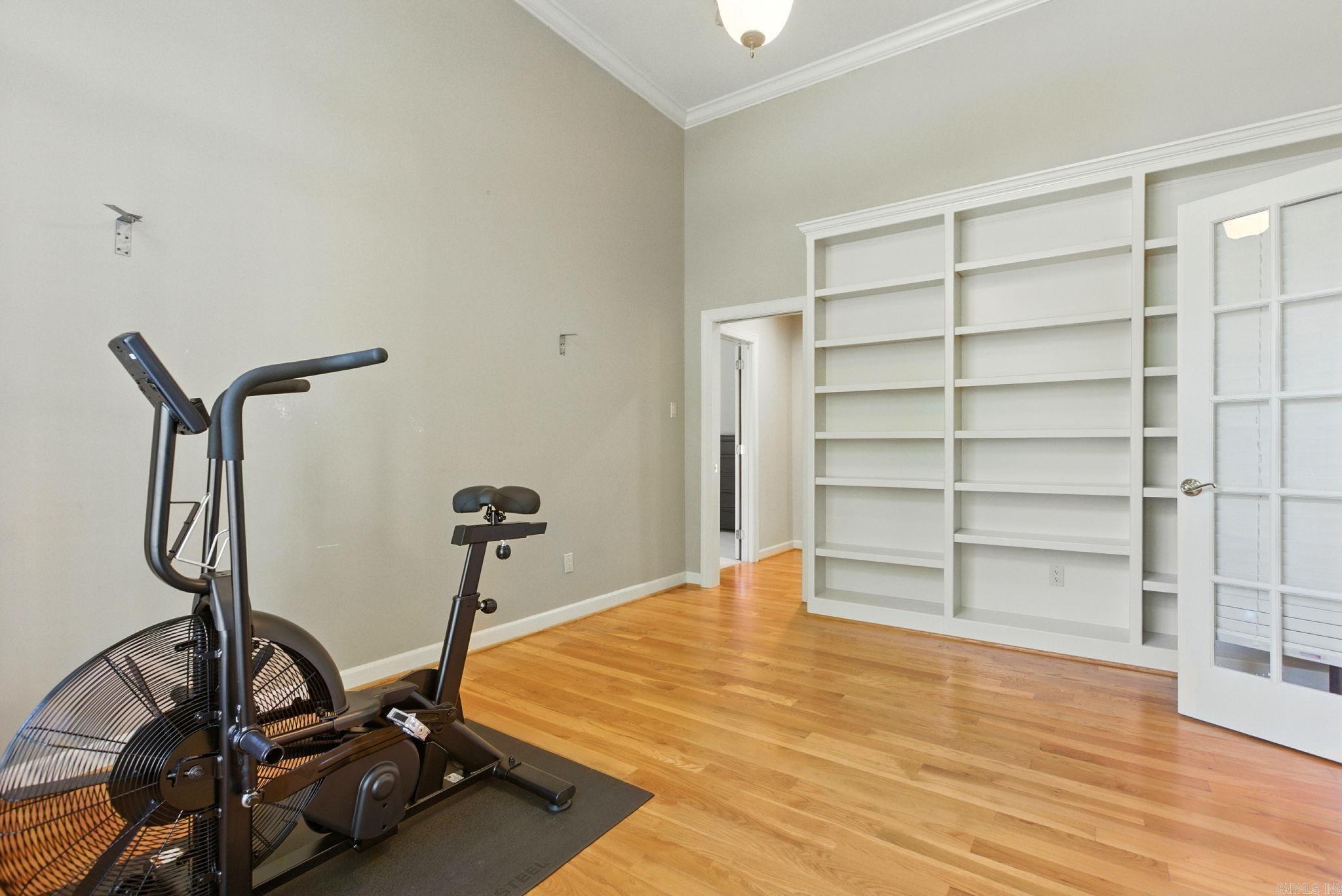 1 Marans Drive