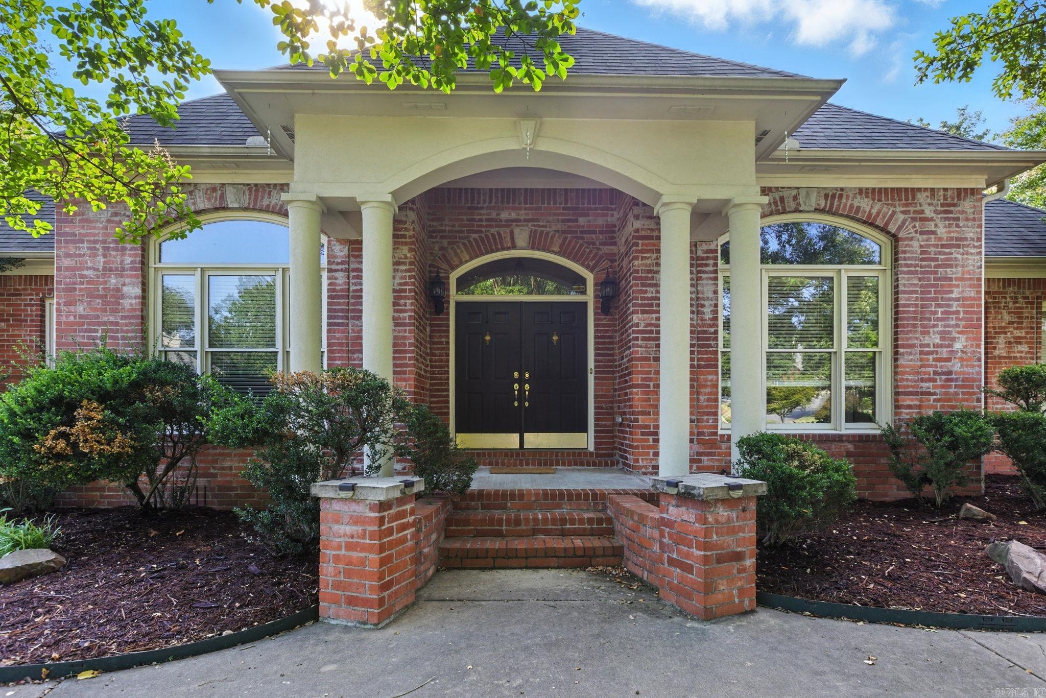 1 Marans Drive