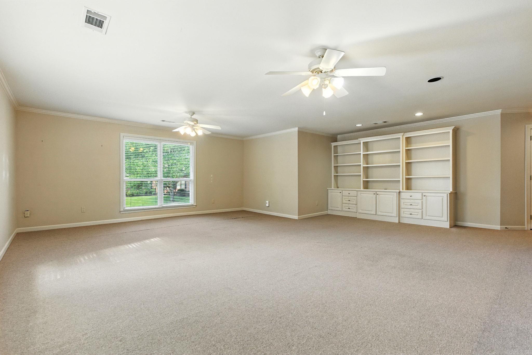 1 Marans Drive