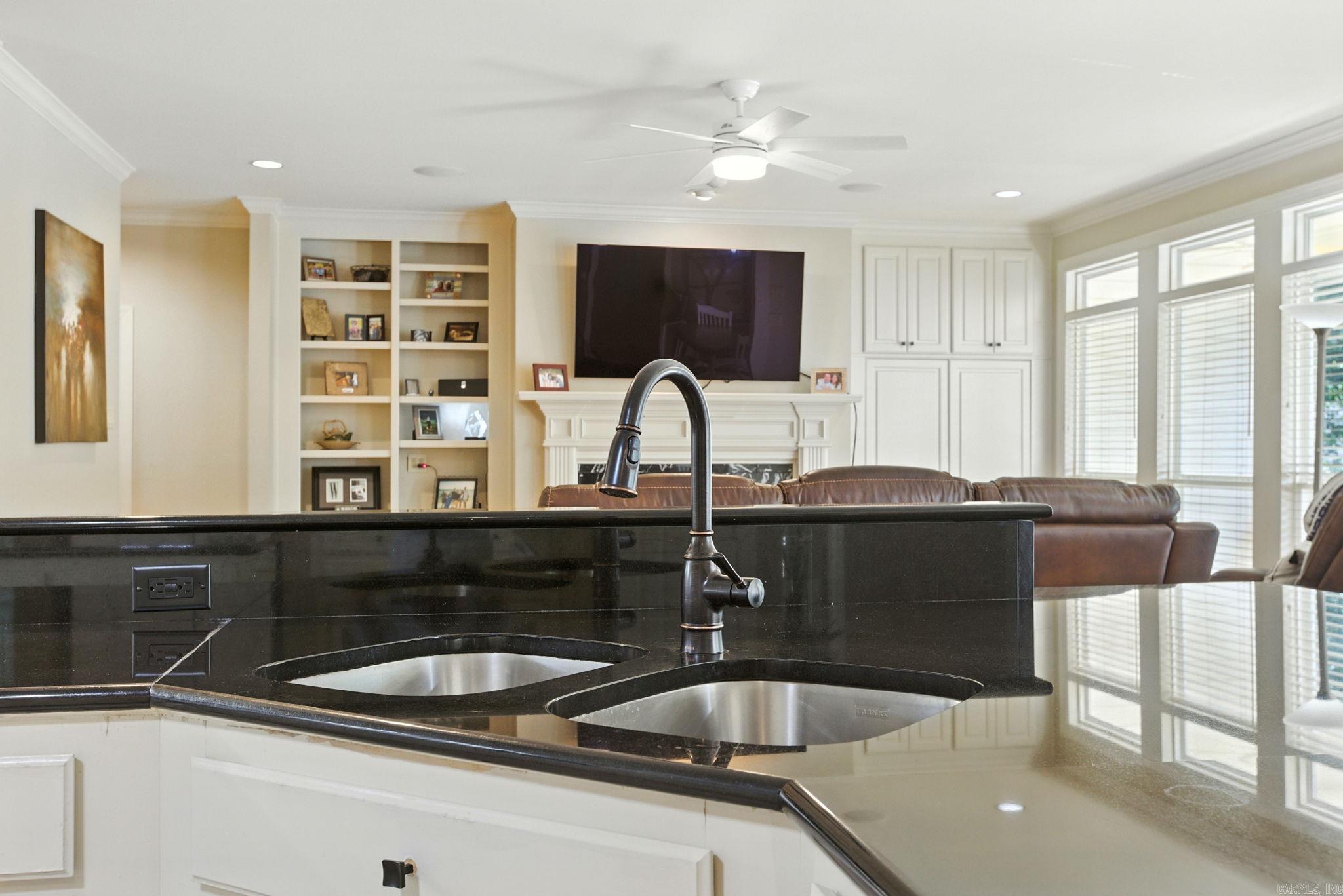 1 Marans Drive