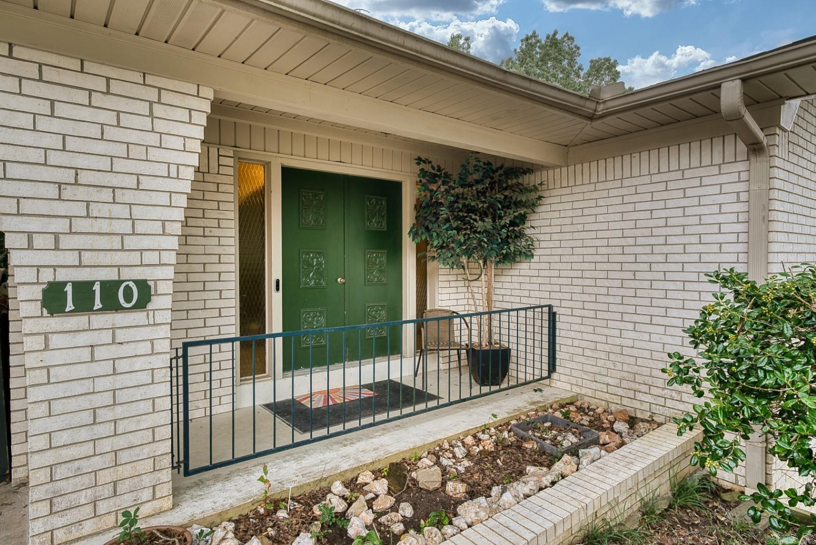 110 Pineview Street