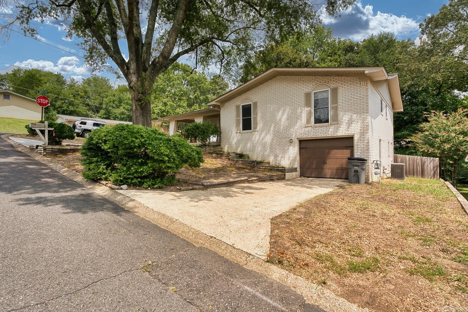 110 Pineview Street