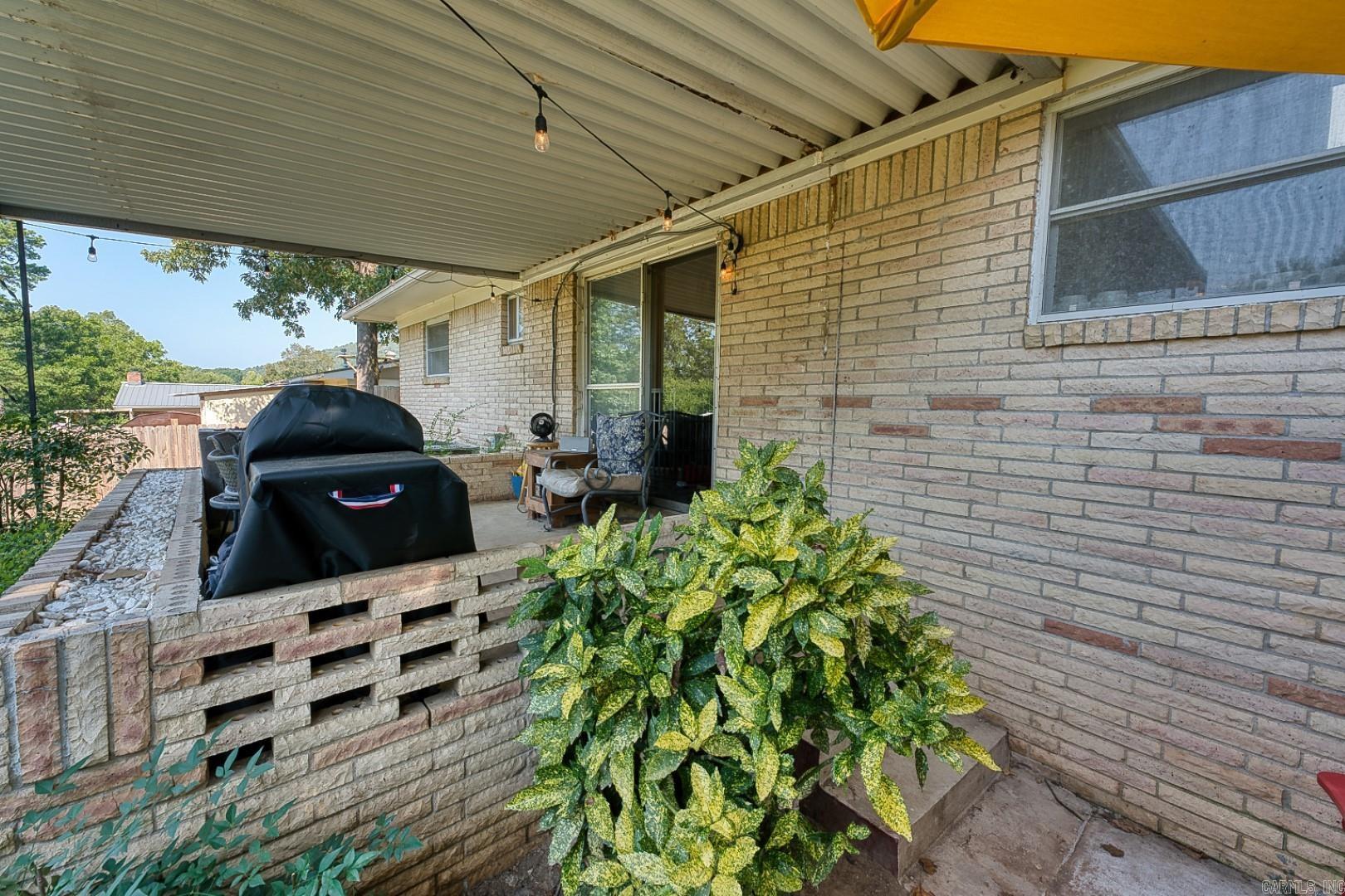 2109 Hobson Avenue