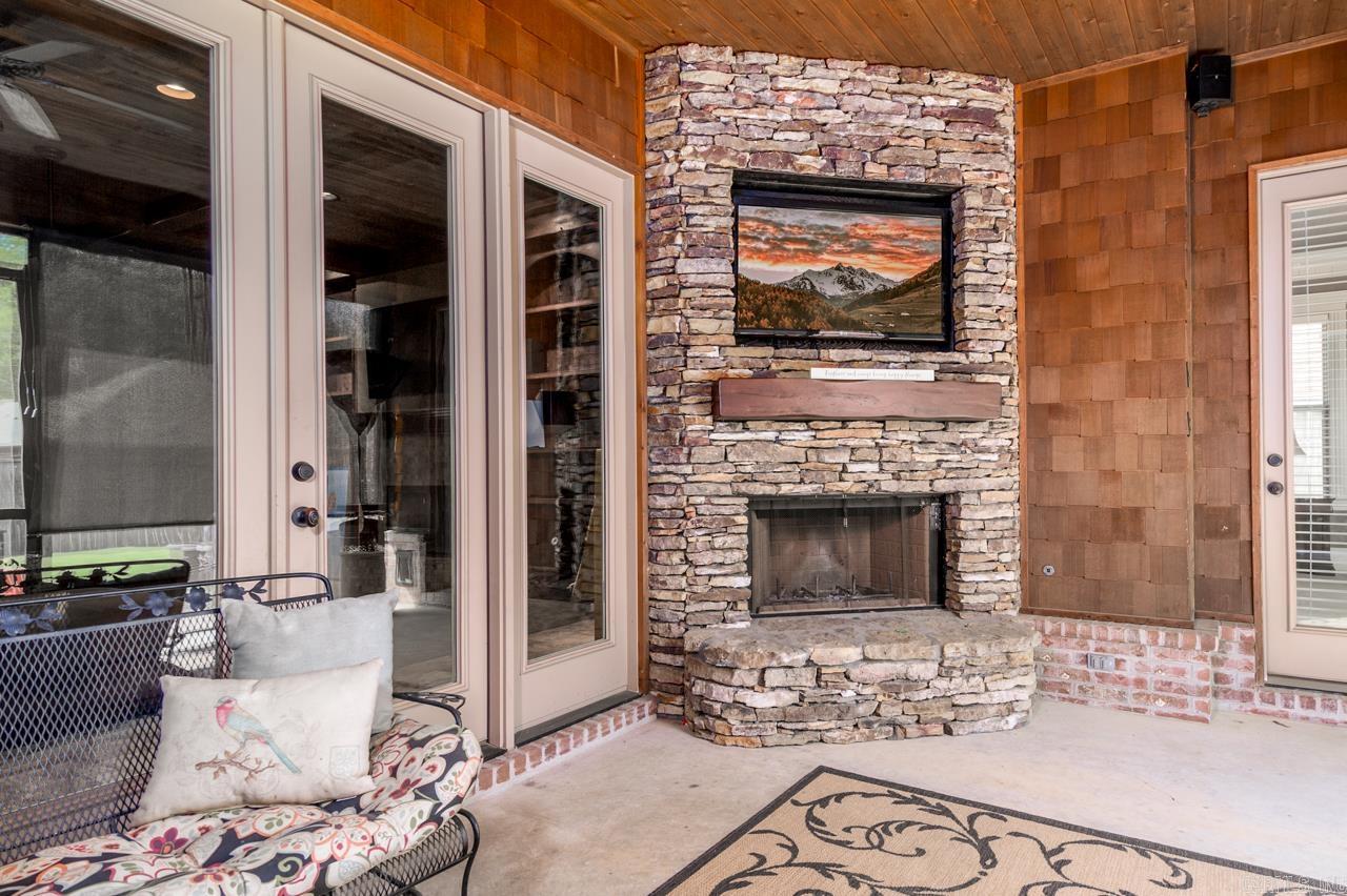 1130 Applewood Drive