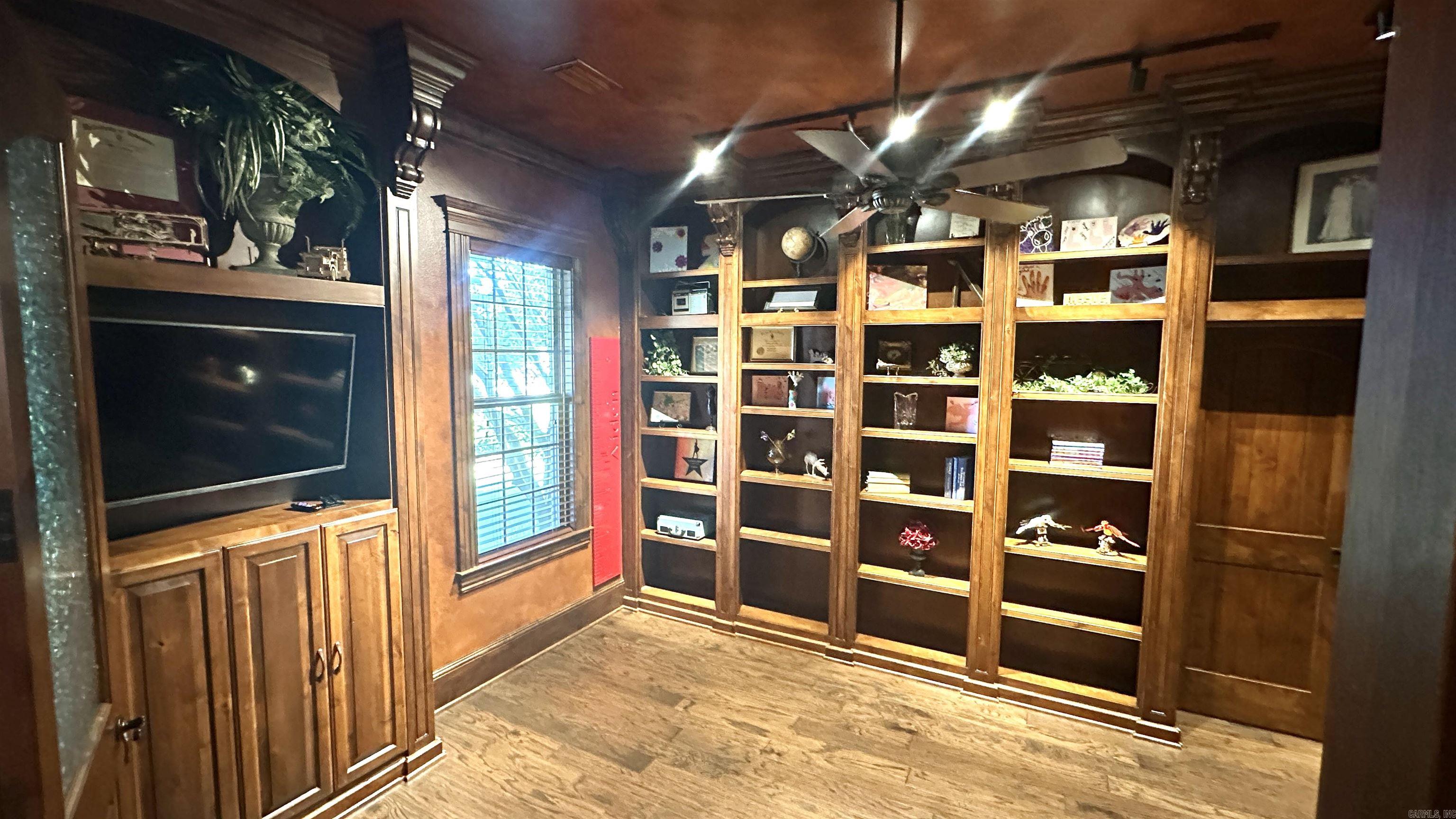 1130 Applewood Drive