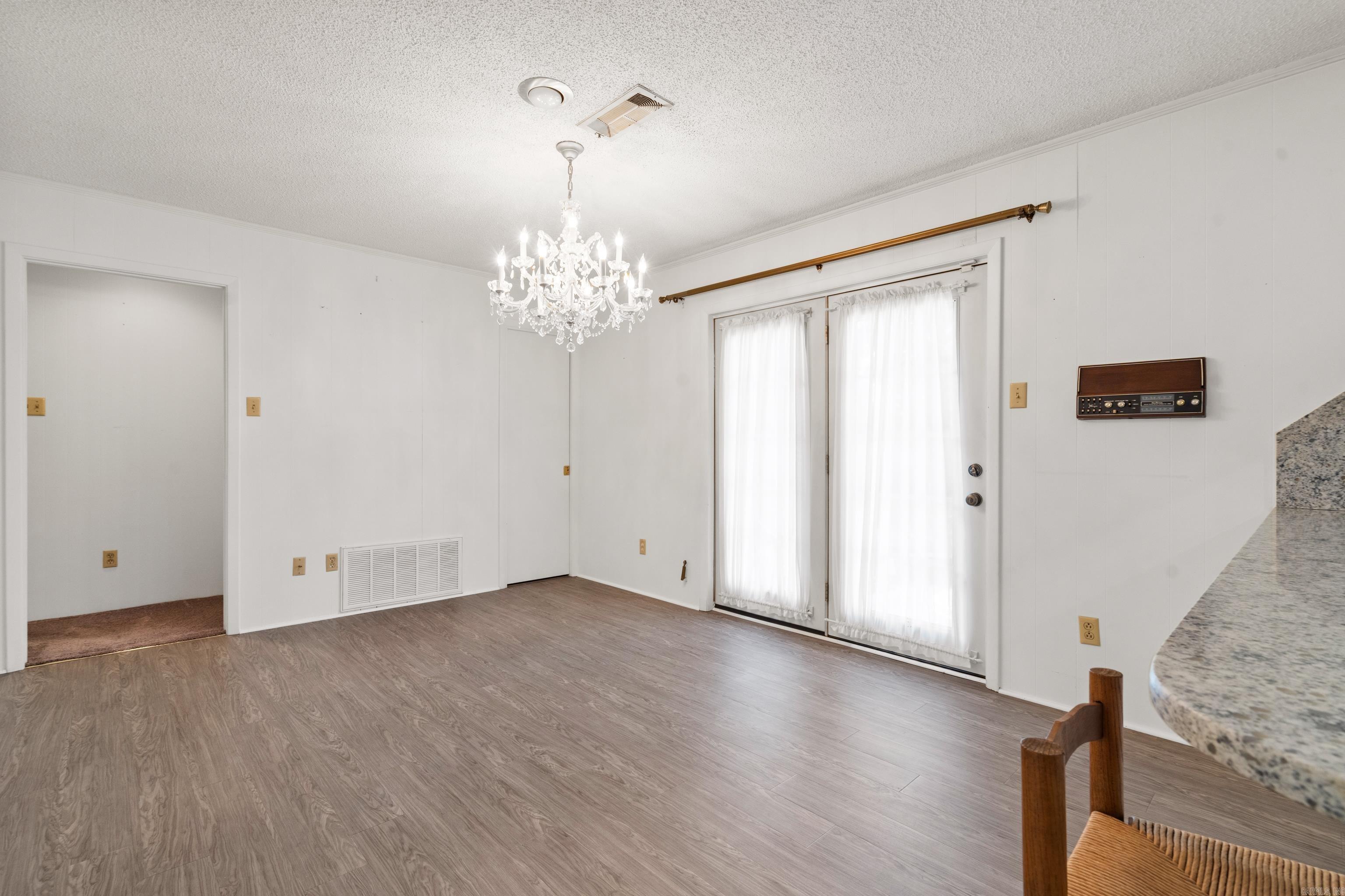 2717 Lynwood Drive