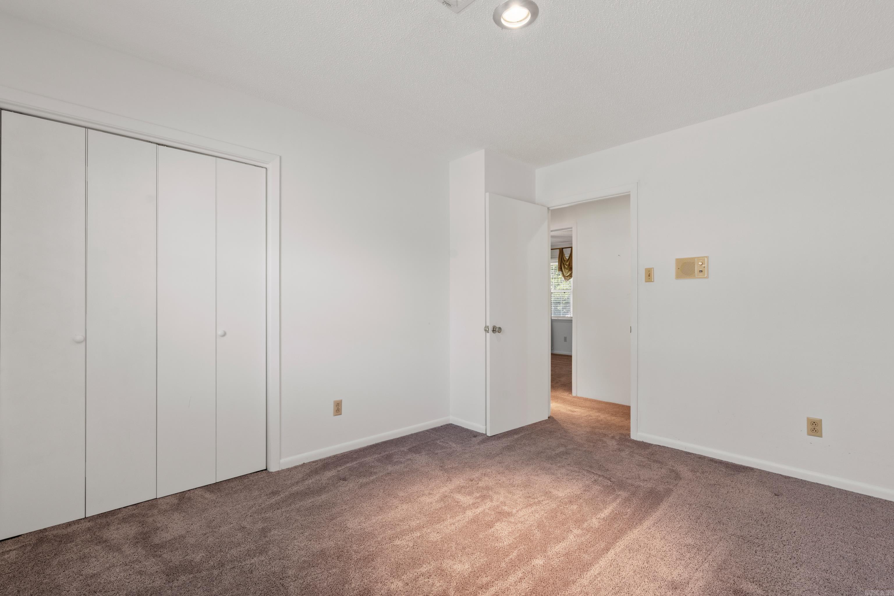 2717 Lynwood Drive