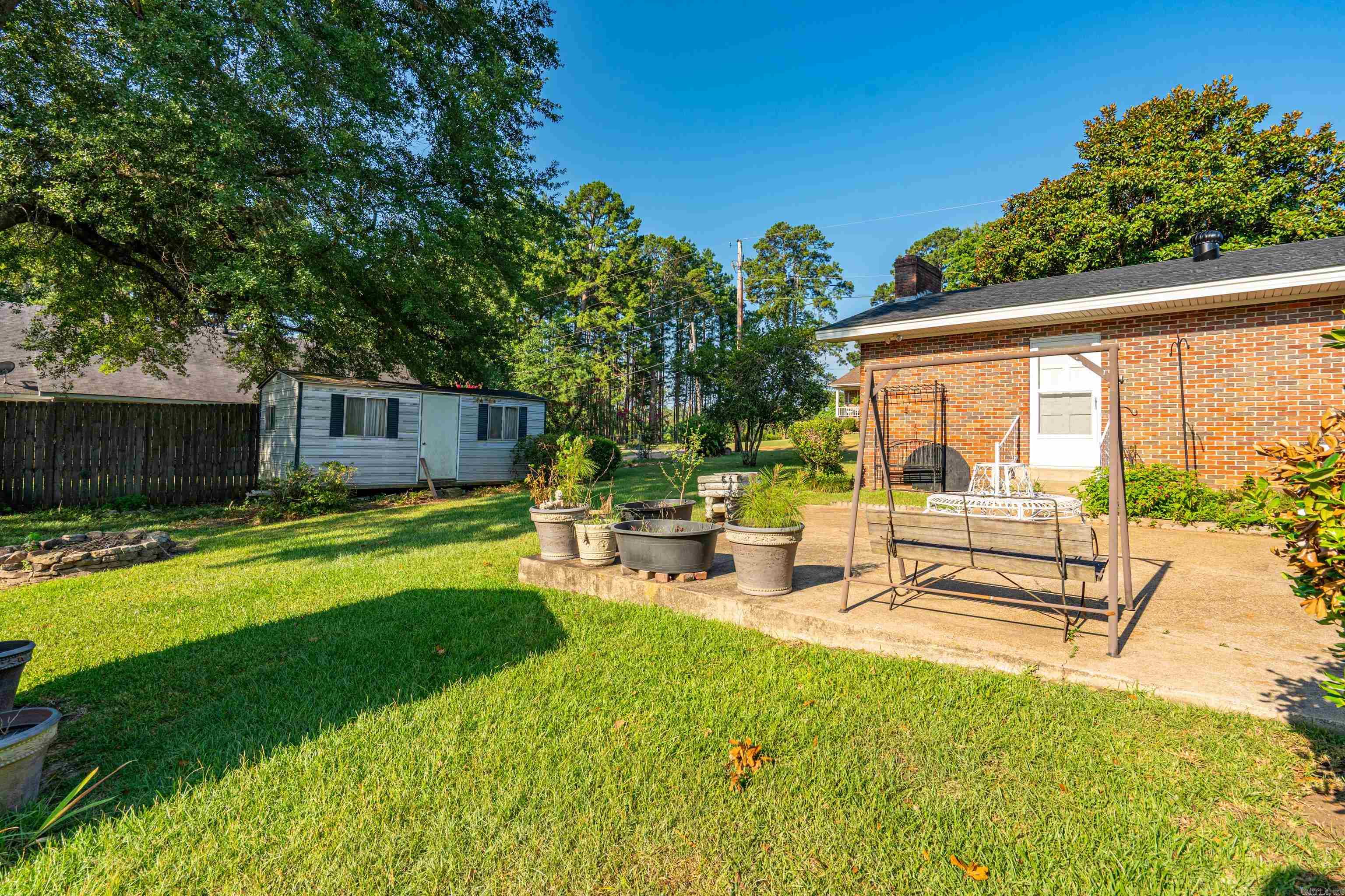 2717 Lynwood Drive