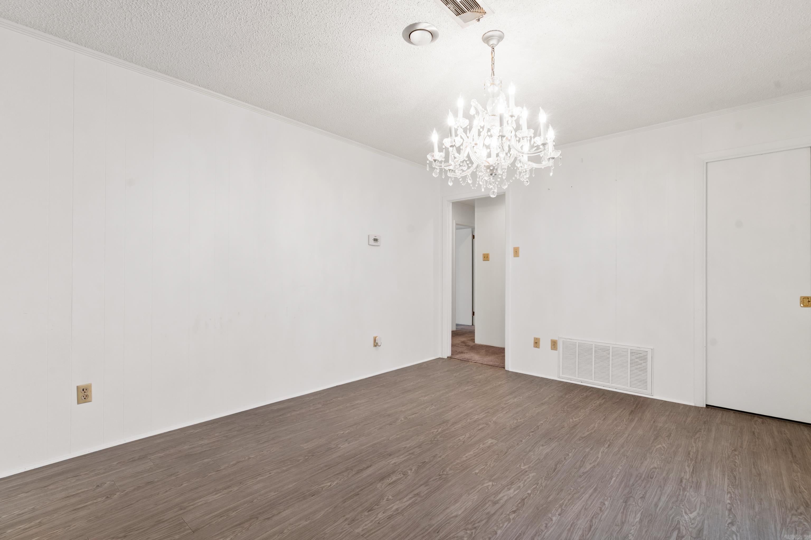 2717 Lynwood Drive