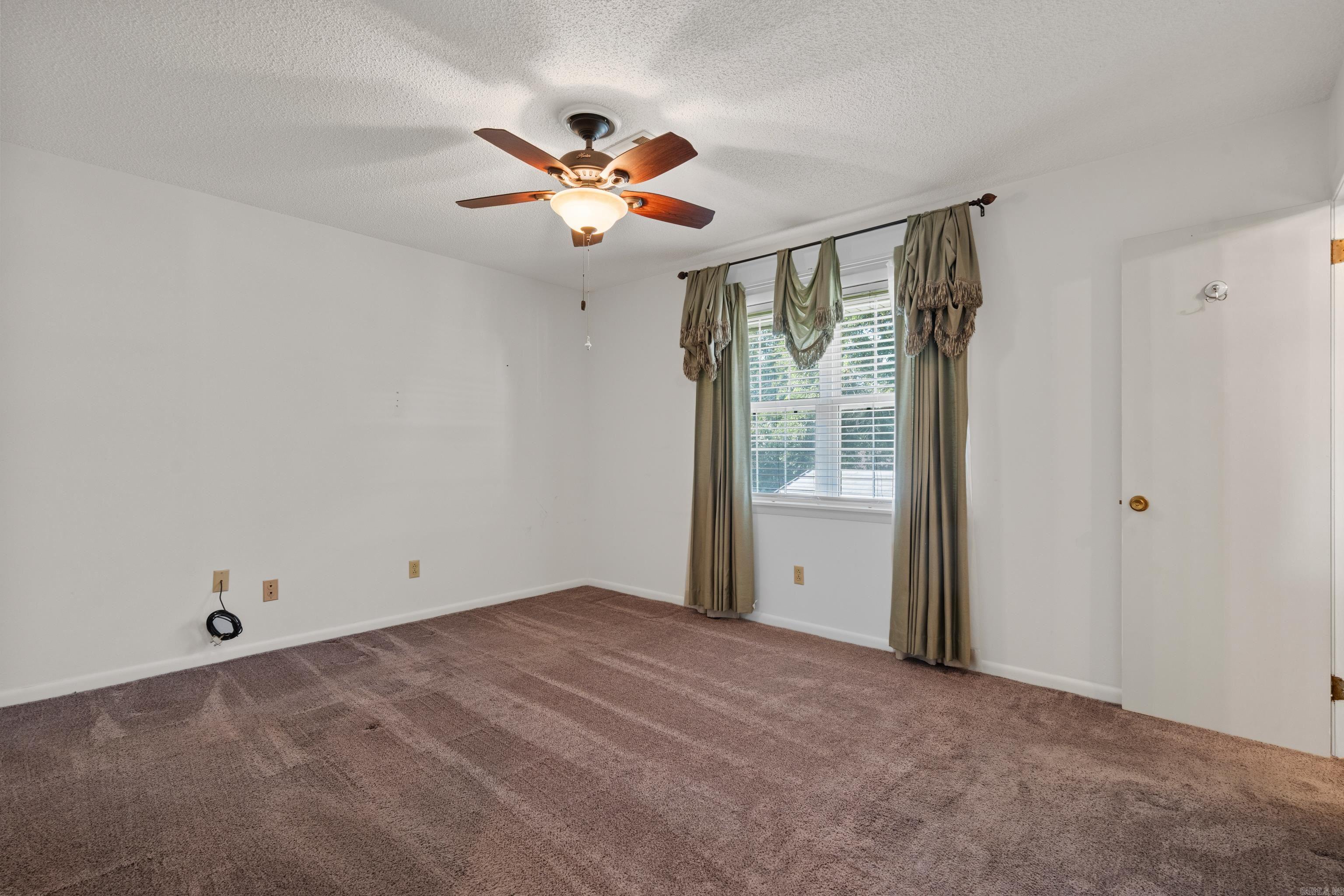 2717 Lynwood Drive