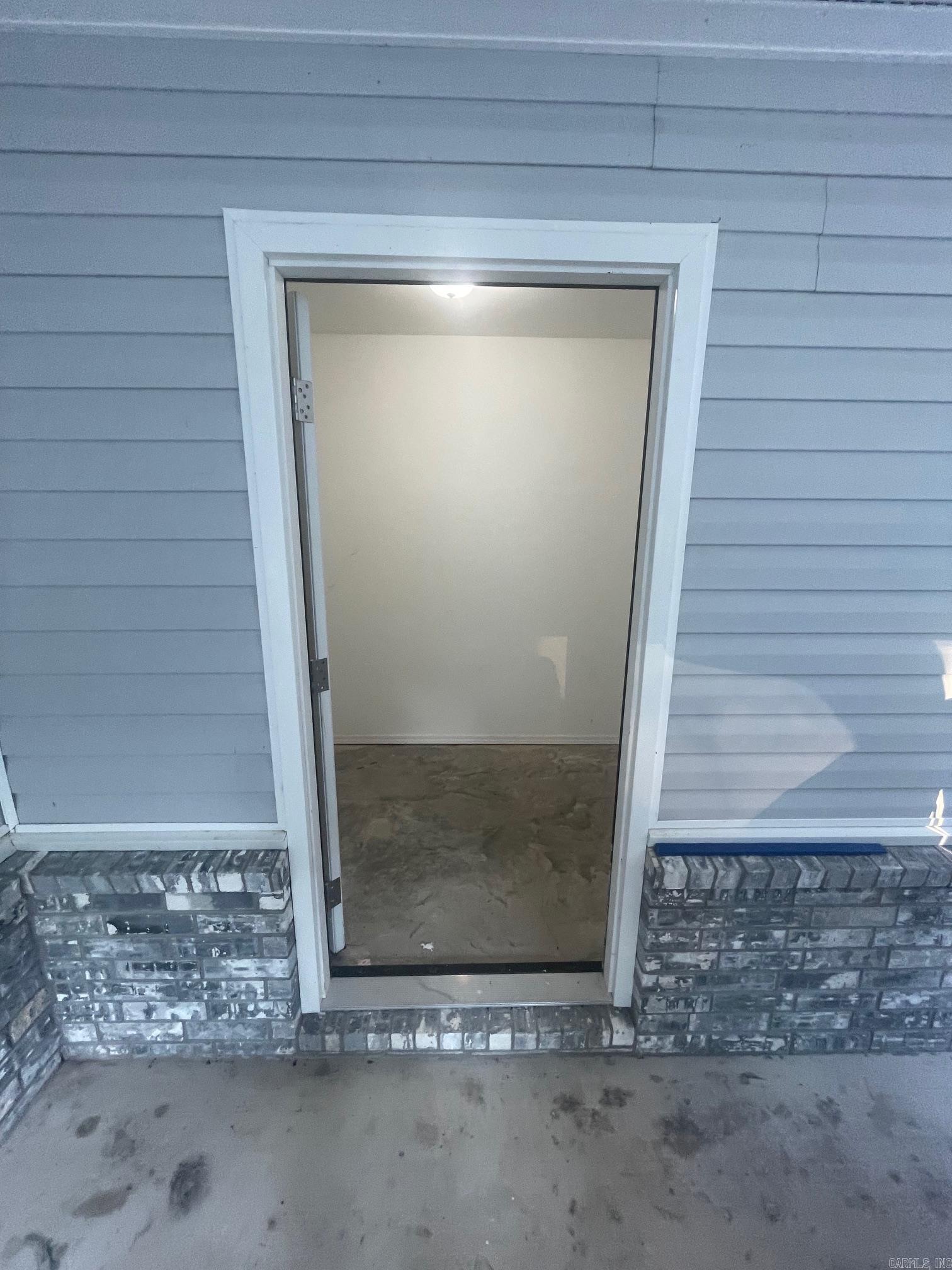 232 White Eagle Trail Unit: B